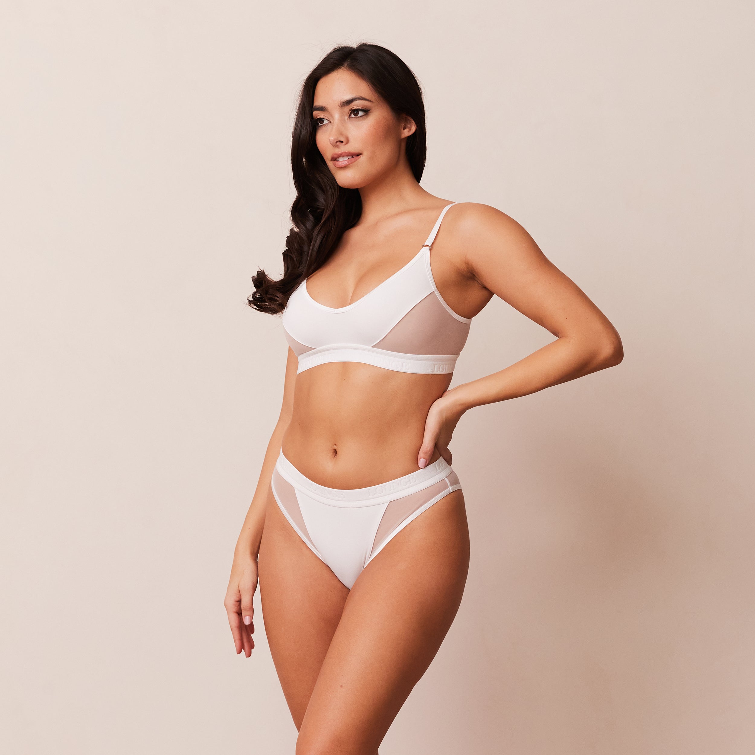 Contour Mesh Bra - Comfortable Wireless Support for Women - Perfect for Yoga, Workouts & Everyday Wear - White