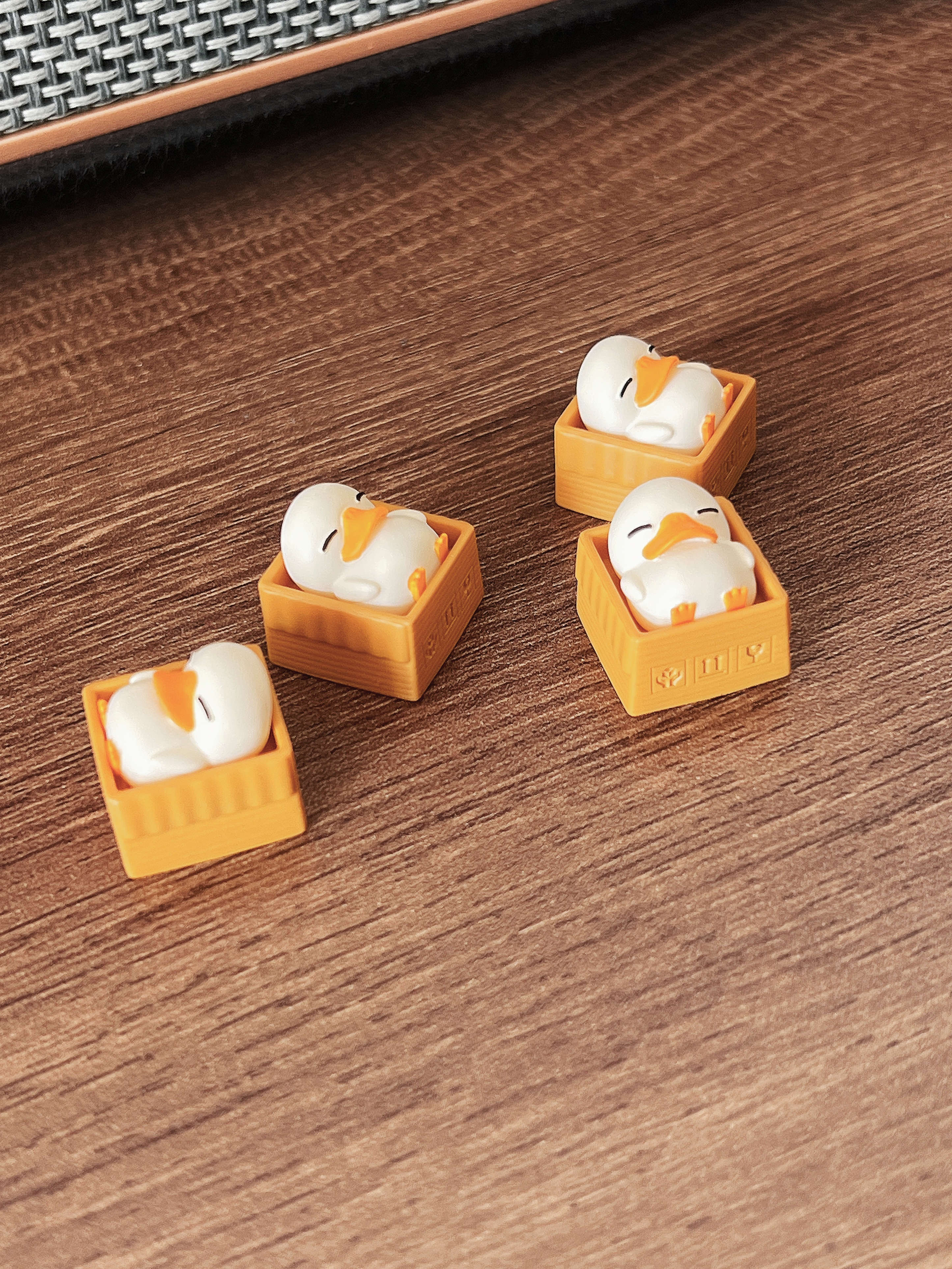 Lazy Duck Resin Keycaps - Custom Cartoon Keyboard Keycaps for Mechanical Gaming Keyboards - Perfect for Office, Gaming & Home Decor