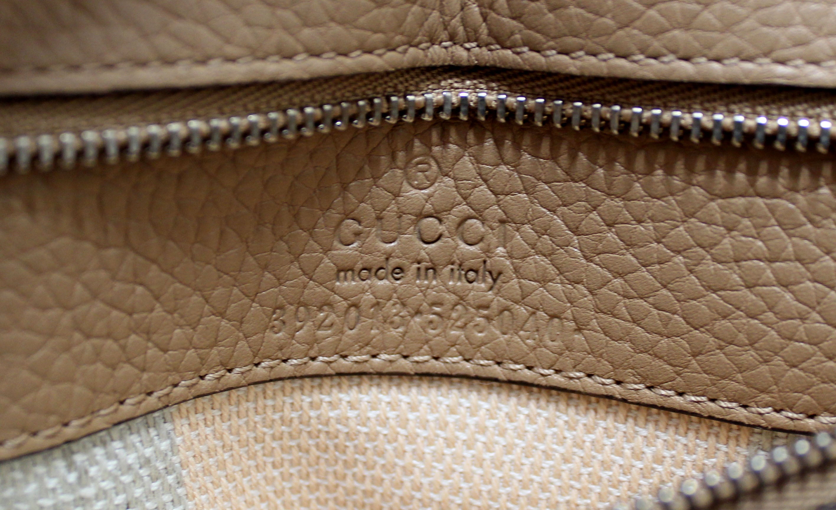 Authentic Gucci Daily Top Handle Bamboo Caramel Handbag for Women | Luxury Leather Shoulder Bag | Perfect for Work, Travel & Evening Events