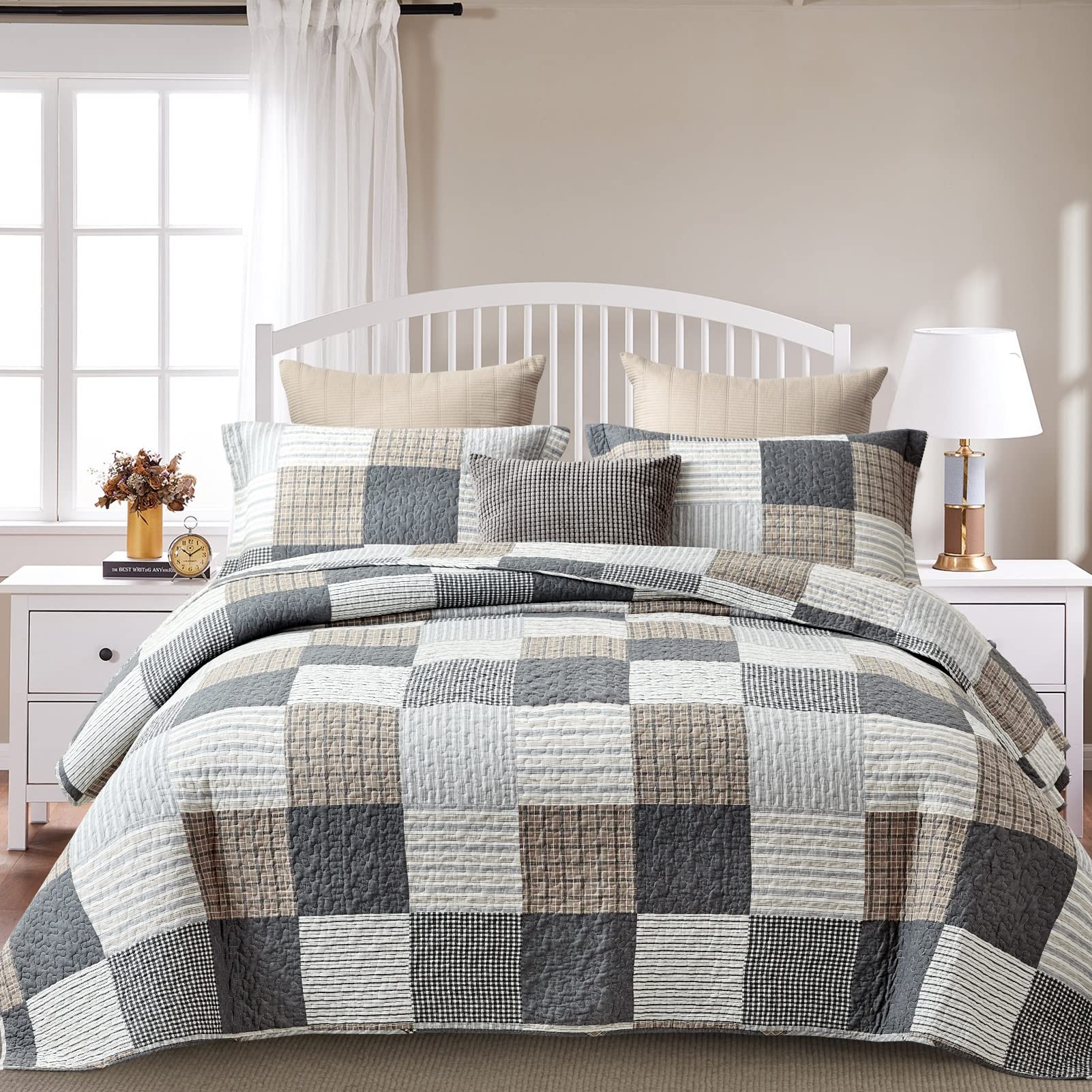 KALOOLA Twin Size Quilt Set - 100% Cotton Farmhouse Plaid Bedspread | Reversible Lightweight Grey & White College Bedding (2-Piece) for Dorm Rooms, Guest Bedrooms & Cozy Farmhouse Decor