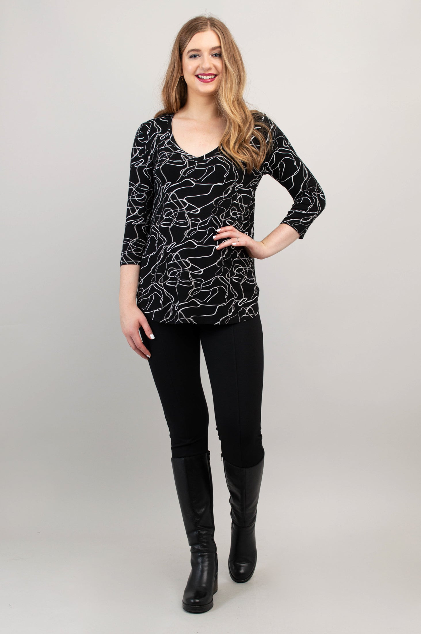 Jackie 3/4 Sleeve Bamboo Top for Women - Breathable Art Expo T-Shirt - Perfect for Casual Wear, Yoga & Summer Outfits