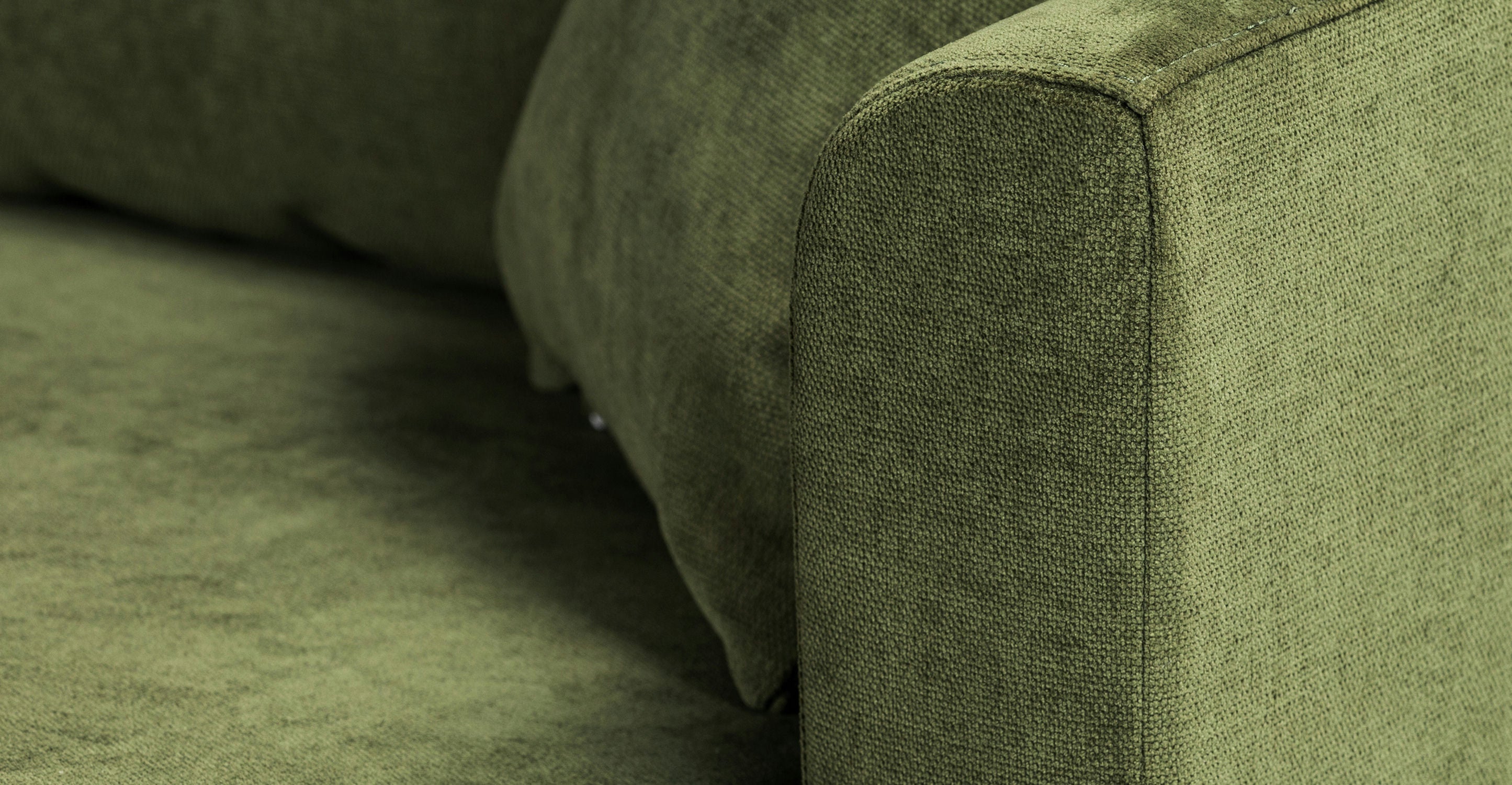 Lucerne Right Facing Sectional Sofa with Extra Wide Chaise Lounge - Modern L-Shaped Couch for Living Room, Family Room & Home Theater Comfort