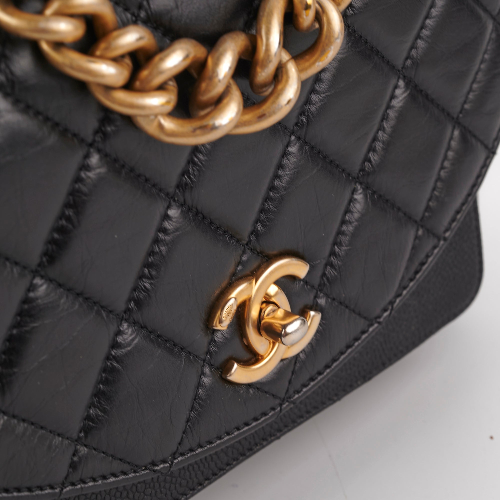 Chanel CC Chain Handle Flap Bag - Luxury Quilted Leather Crossbody Purse for Women | Perfect for Evening Parties, Date Nights & Special Occasions