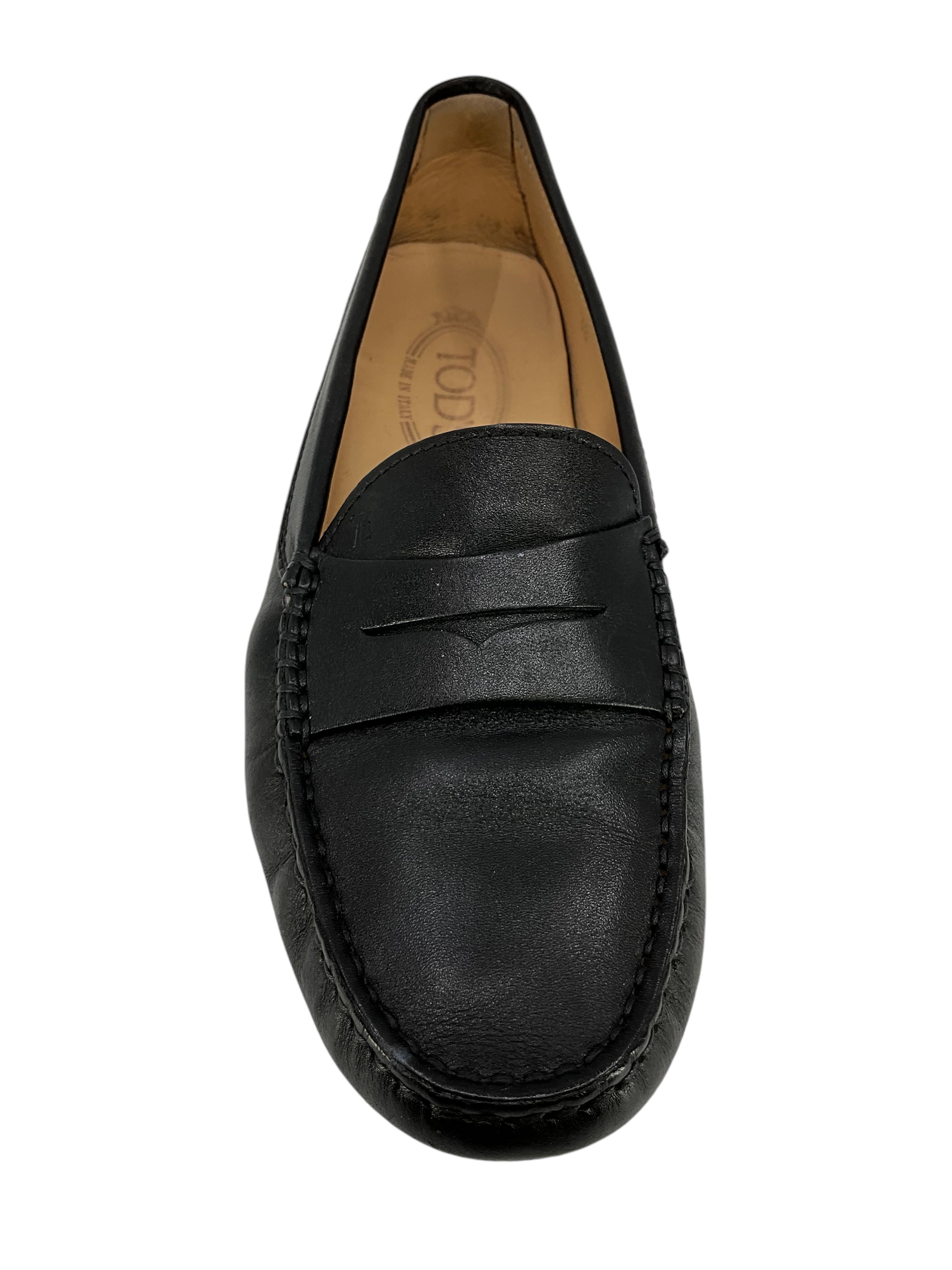 Tod's Men's Smooth Leather Driving Loafers - Size 8 US - Comfortable Slip-On Shoes for Casual Wear & Business Travel
