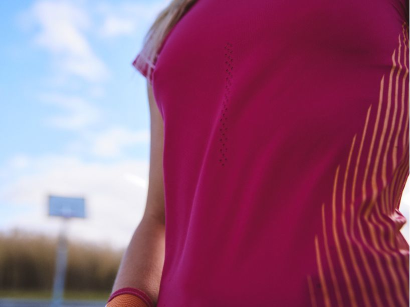Compressport Women's Performance Short Sleeve T-Shirt - Moisture Wicking, Breathable Running Shirt for Women (Jazzy/Bird Print) - Perfect for Gym, Yoga & Outdoor Activities