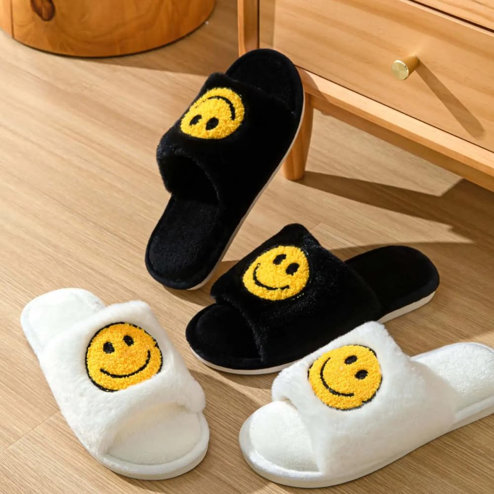 Retro Soft Plush Warm Slip-on Slippers for Women - Cozy Indoor/Outdoor House Shoes with Happy Face Design | Ultimate Comfort for Home, Office & Travel | Machine Washable Women's Slippers for All Seasons