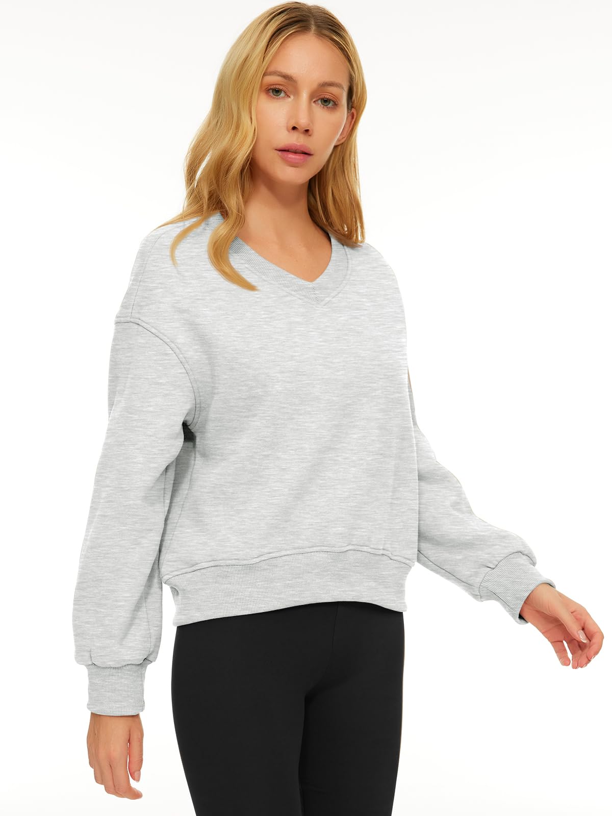 AUTOMET Women's Cropped Fleece Pullover Sweatshirt - Soft Fall Fashion Crop Sweater for Casual Outfits & Layering (2025 Trend) | Perfect for Coffee Dates, Weekend Errands & Autumn Styling