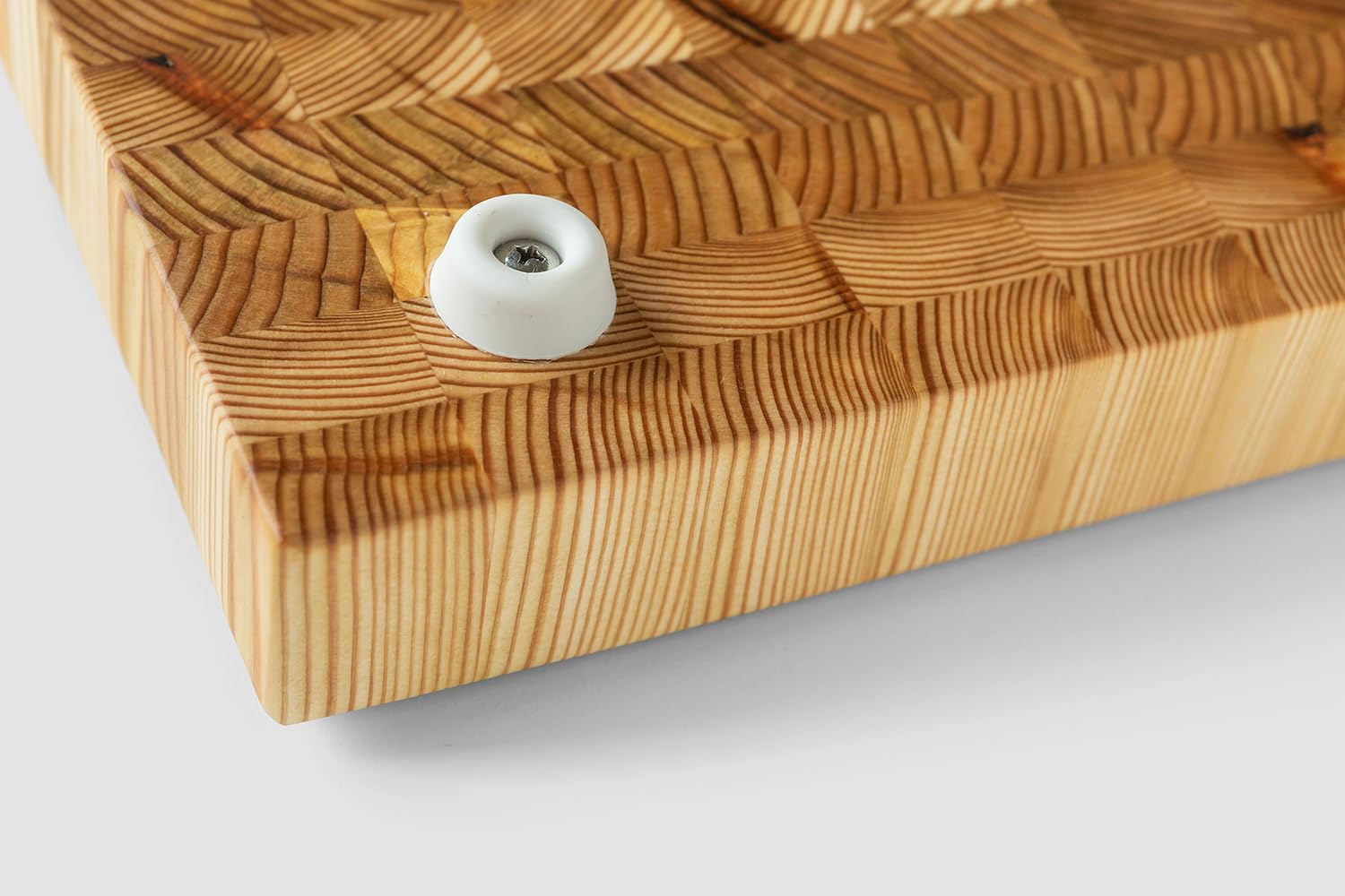 Premium Larch Wood End Grain Cutting Board - 21.6