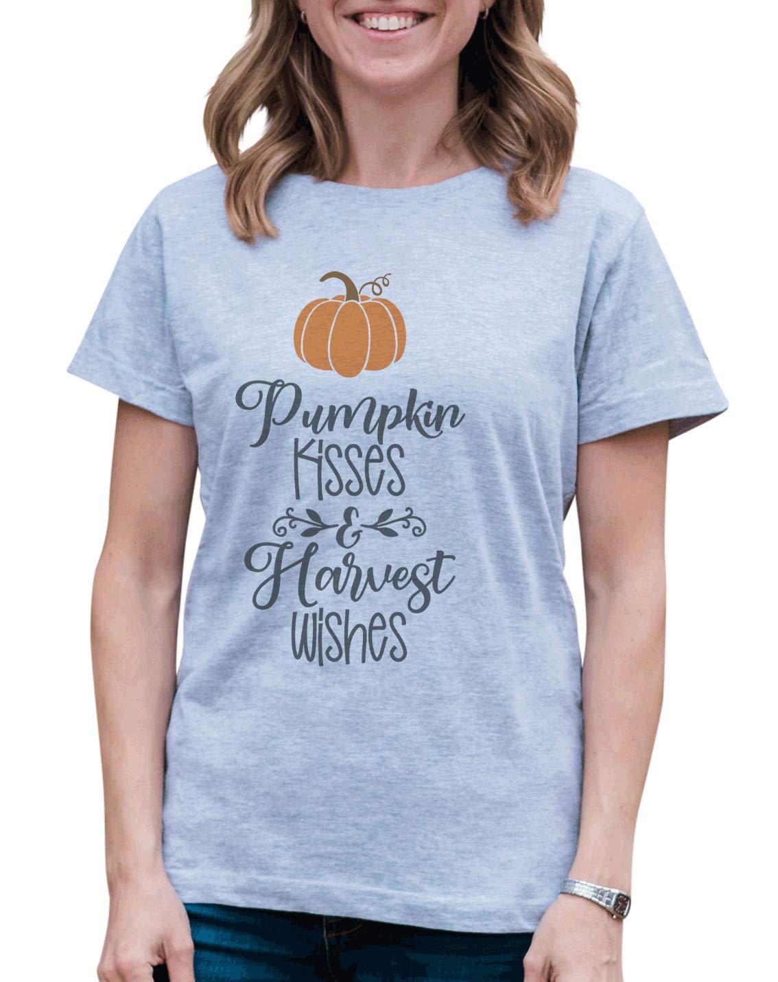 7 ate 9 Apparel Women's Pumpkin Kisses Graphic T-Shirt | Fall Fashion Cute Halloween Thanksgiving Outfit | Casual Wear & Seasonal Holiday Style
