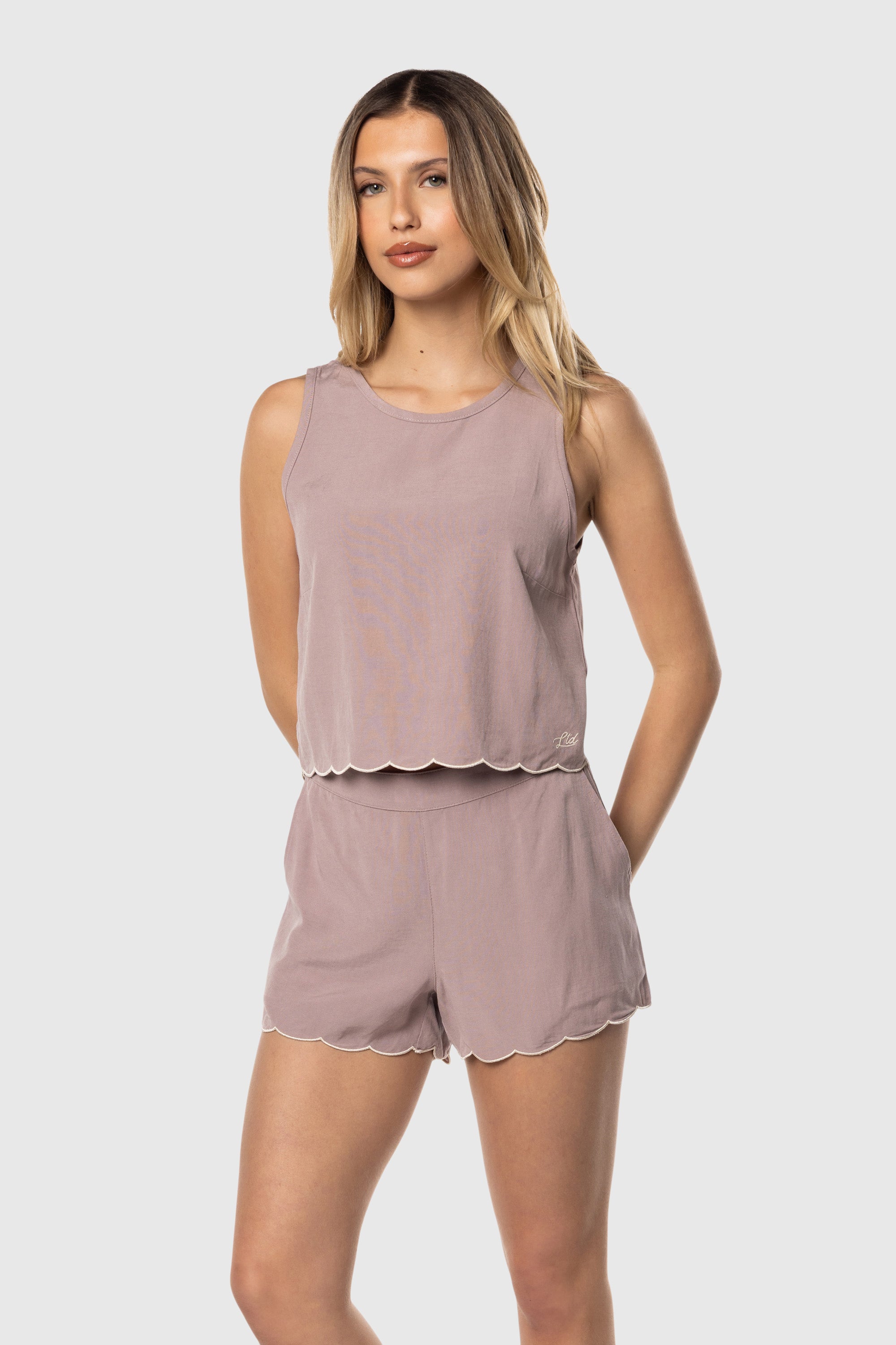 Scallop Edge Tank Top for Women - Flowy Summer Blouse with Feminine Lace Trim - Perfect for Beach, Vacation & Casual Outfits