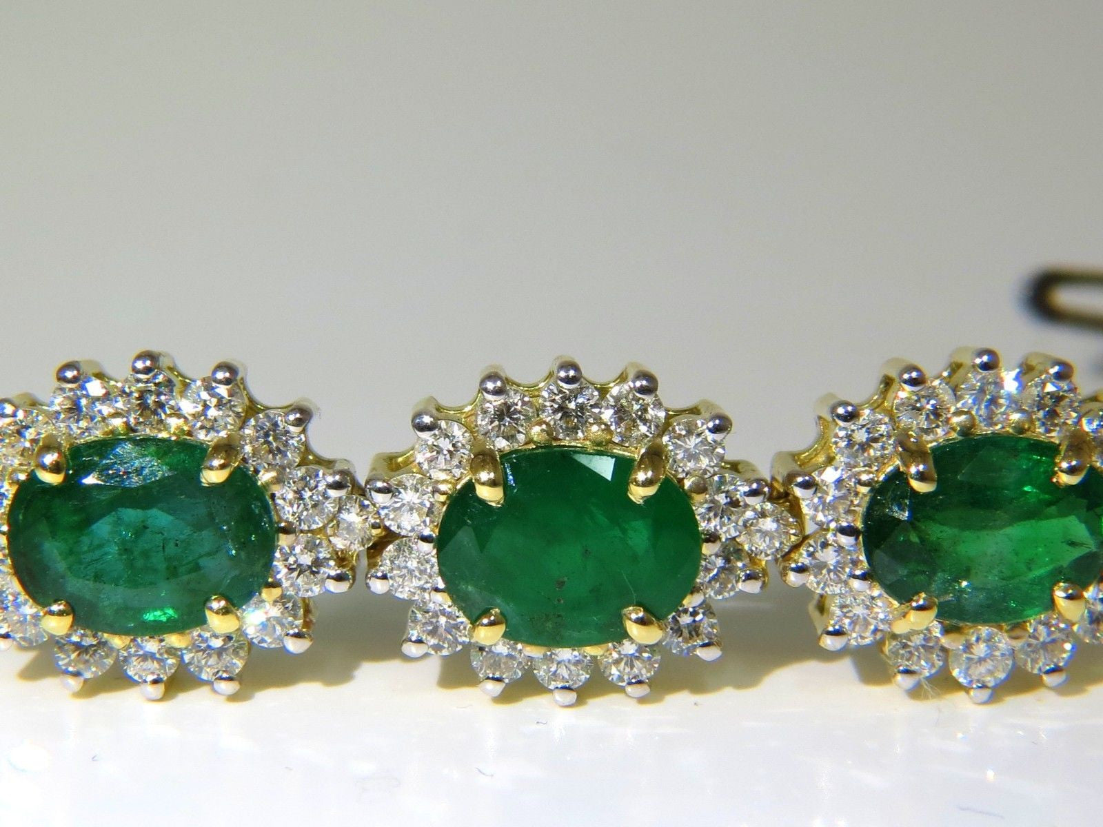 22.50CT Natural Zambian Vivid Green Emerald & Diamond Bracelet in 18KT Gold (G/VS) - Perfect for Weddings, Anniversaries & Special Occasions