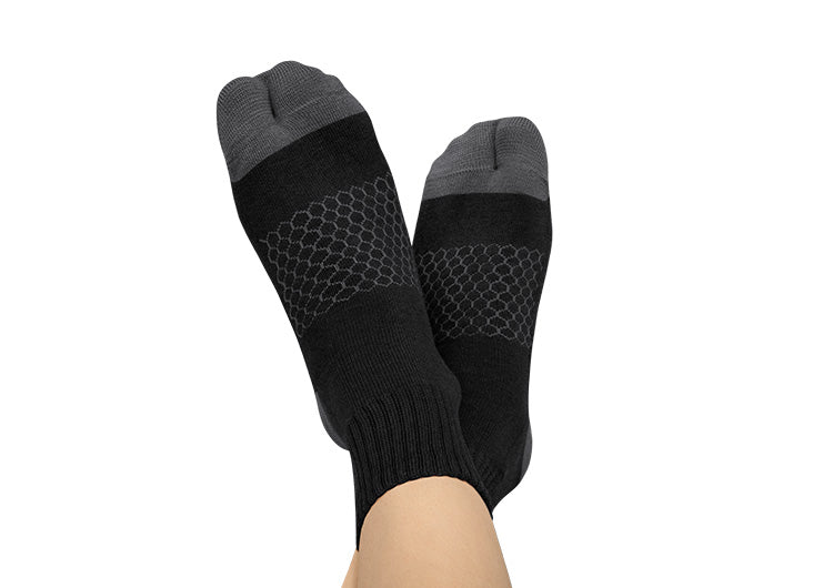 Bunion Relief Socks for Women & Men - Padded Ankle Support Socks with Arch Support - Black Comfort Socks for Bunions, Hammertoes & Foot Pain Relief - Perfect for Running, Walking & Everyday Wear