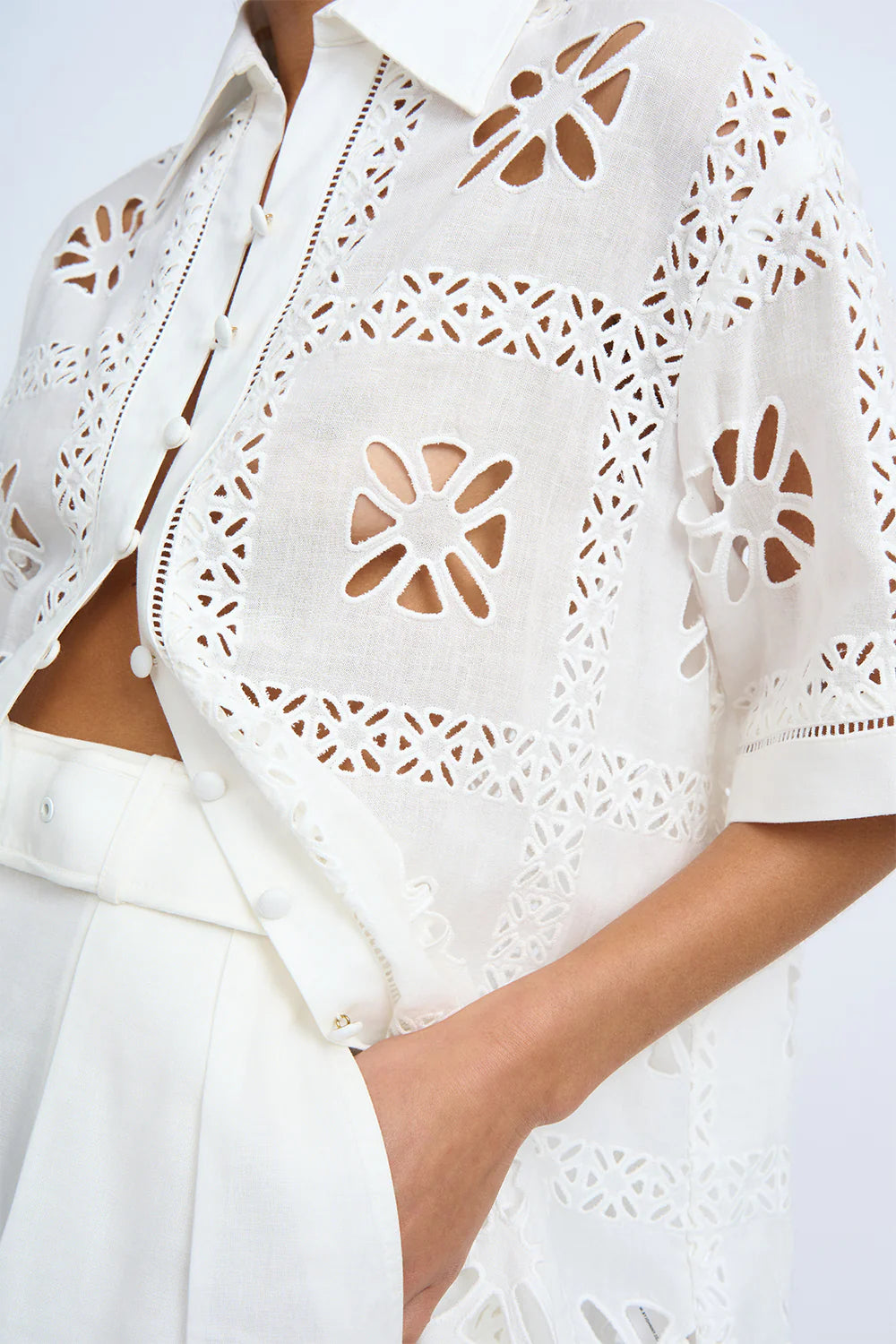 BLOCK FLOWER ANGLAISE SHIRT in Ivory - Elegant English Style Blouse for Women | Perfect for Office Wear, Date Nights & Spring Outfits