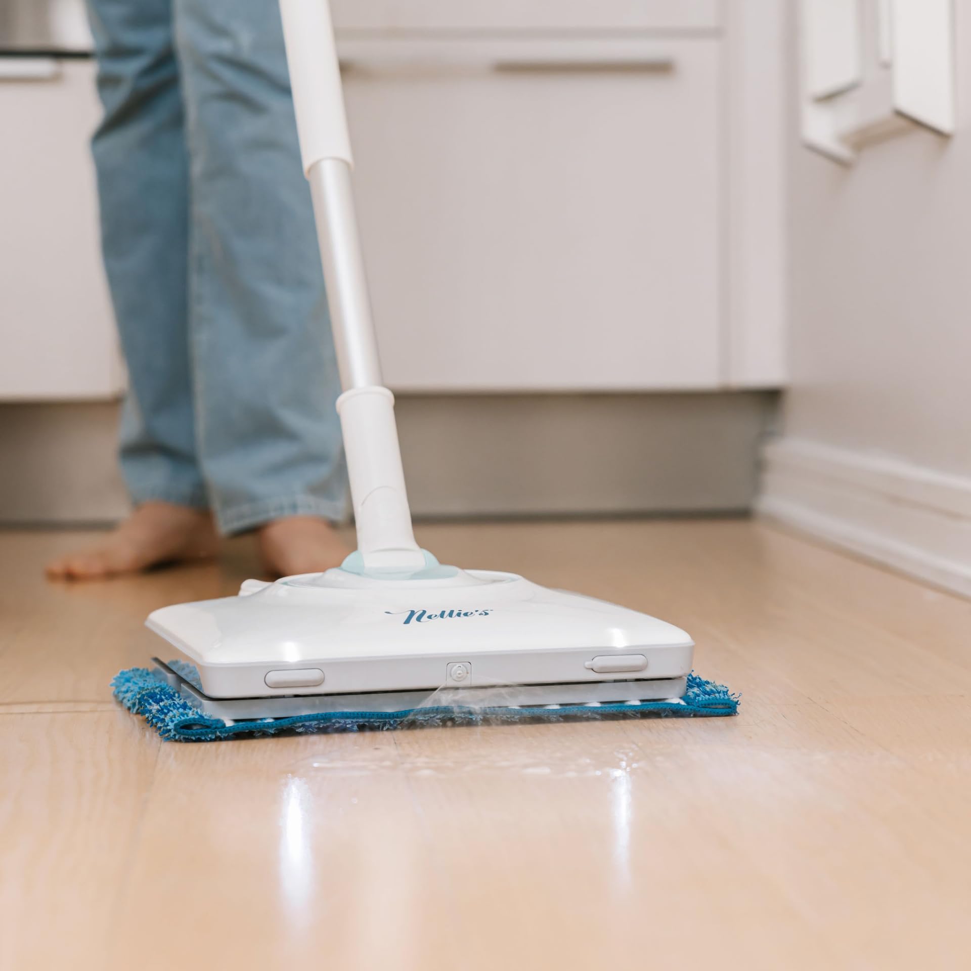 Nellie's Wow Mop - Cordless, Lightweight Rechargeable Mop for Hardwood Floors & Tile - Easy Cleaning for Home, Kitchen & Bathroom