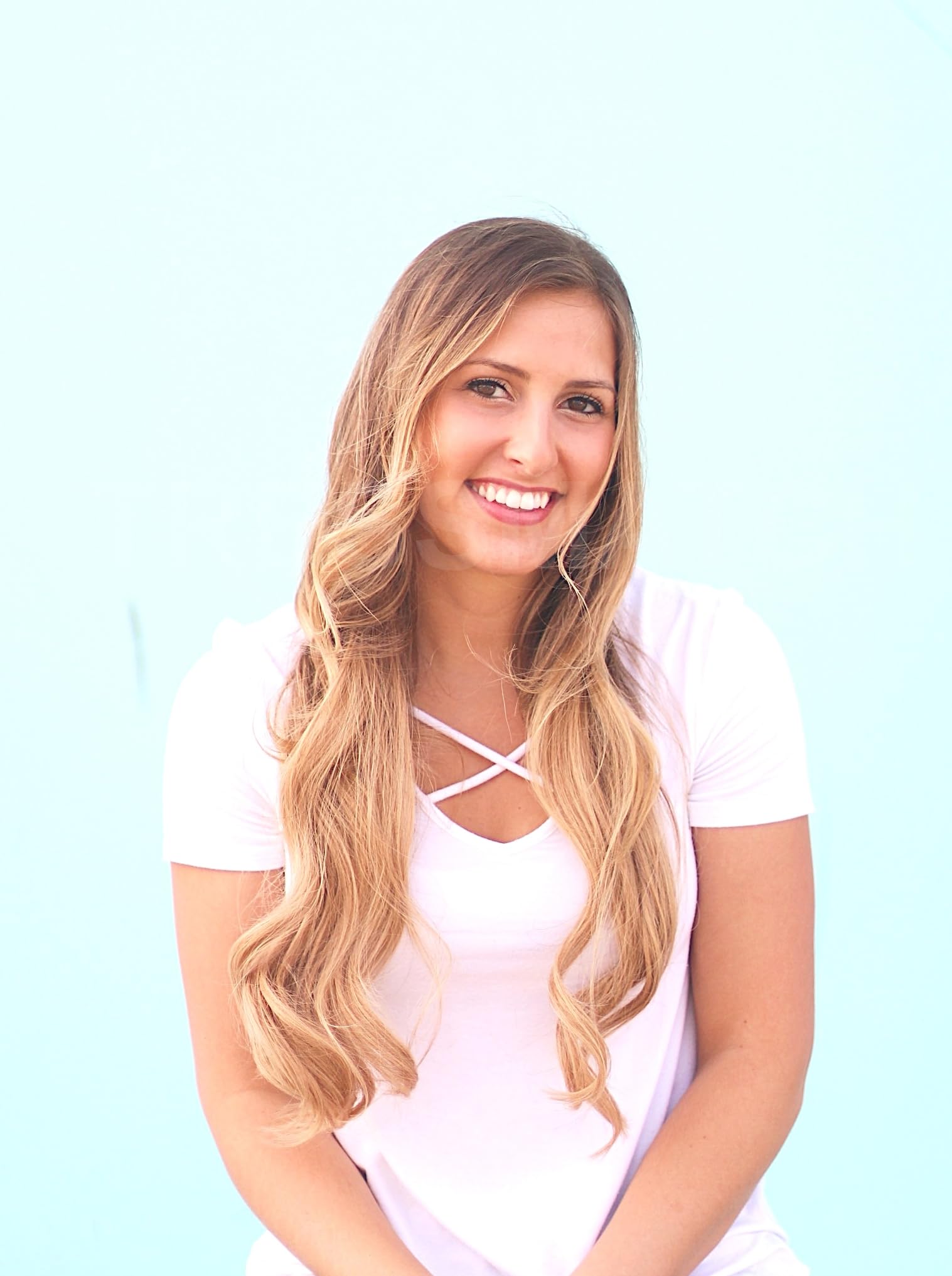 TressMatch® 20-22 Inch Clip-in Human Hair Extensions - 10 Piece Full Head Volume Set with Ombre/Dip Dye (Chestnut Brown to Caramel Blonde) - 5.6oz/160g Remy Hair for Thick Ends - Perfect for Daily Styling, Parties & Special Occasions