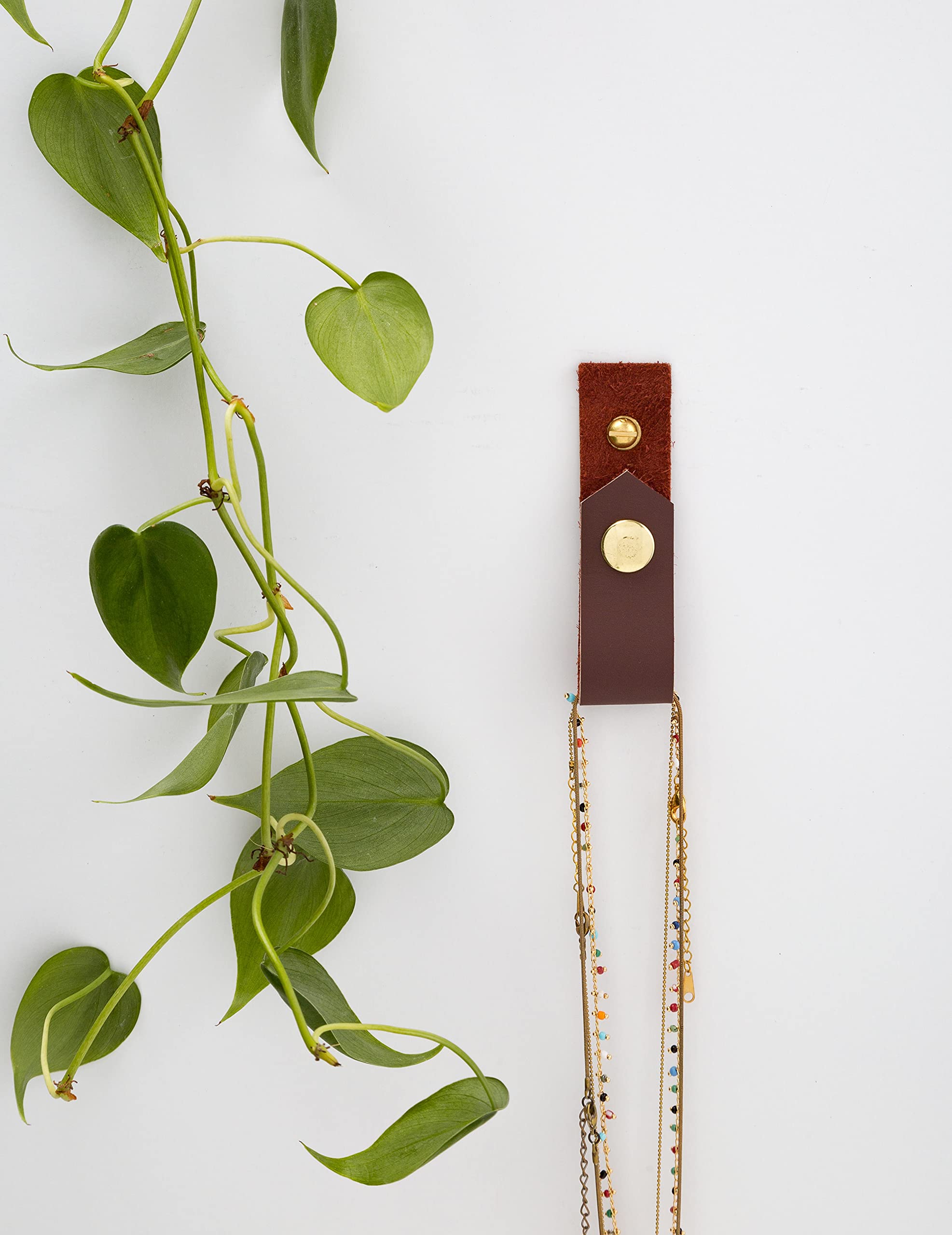 KEYAIIRA - Leather Wall Hanger with Snap Closure - Functional Entryway Organizer, Bathroom Towel Hook, Boho Decor & Jewelry Holder - Perfect for Hallway, Bedroom, Kitchen Storage & Home Organization