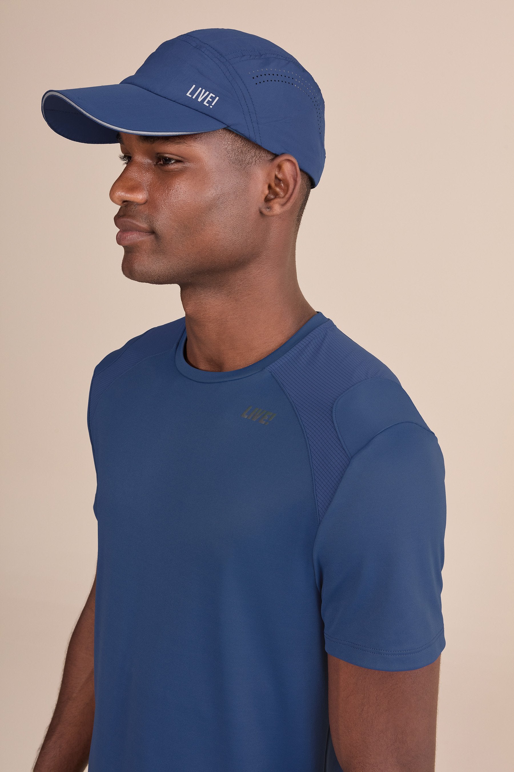 Comfy Free Air Move® T-Shirt - Breathable & Lightweight Men's Casual Tee for Outdoor Activities & Gym Workouts