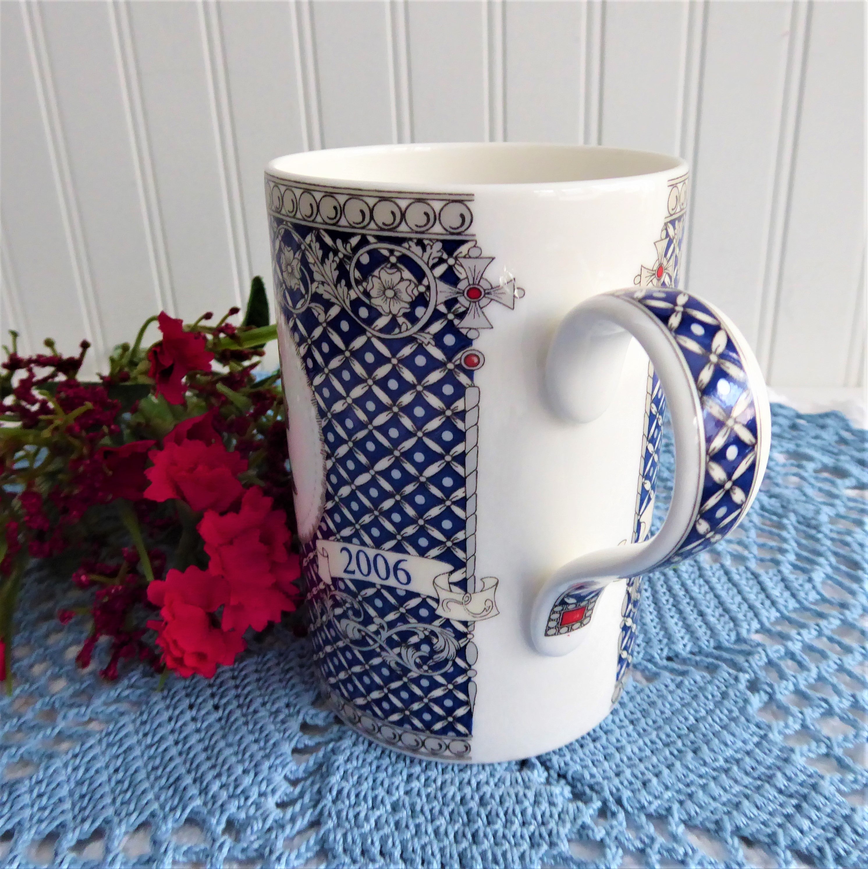 Sadler Mug Queen Elizabeth 80th Birthday 2006 Commemorative Collectible - Blue & White Platinum Trim Ceramic Tea Cup | Perfect for Royal Memorabilia Collections & British Tea Time Gifts