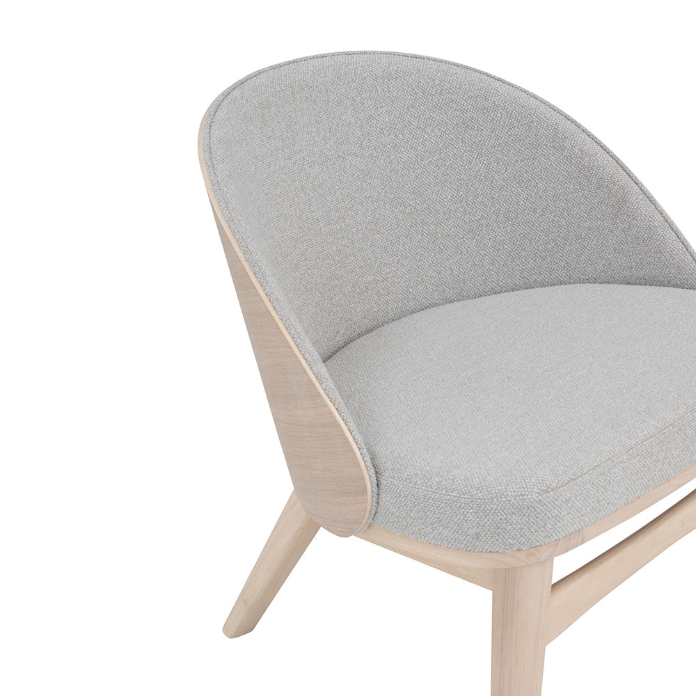 VEDA Lounge Chair - Natural Wood & Comfortable Design for Living Room, Bedroom, or Office - Perfect for Relaxing & Reading