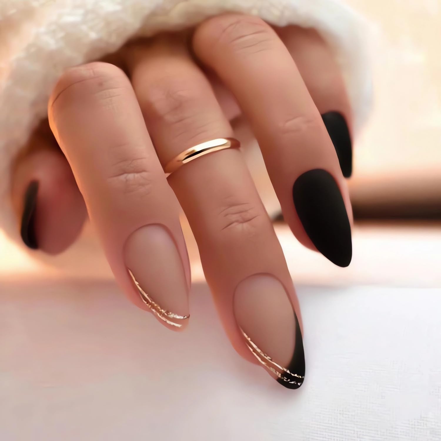 LPOODDNU 24Pcs Fall Press on Nails - Medium Almond Shape Fake Nails with Black Nude French Manicure | Winter Glue on Nails for Women | Perfect for Parties, Weddings & Daily Wear