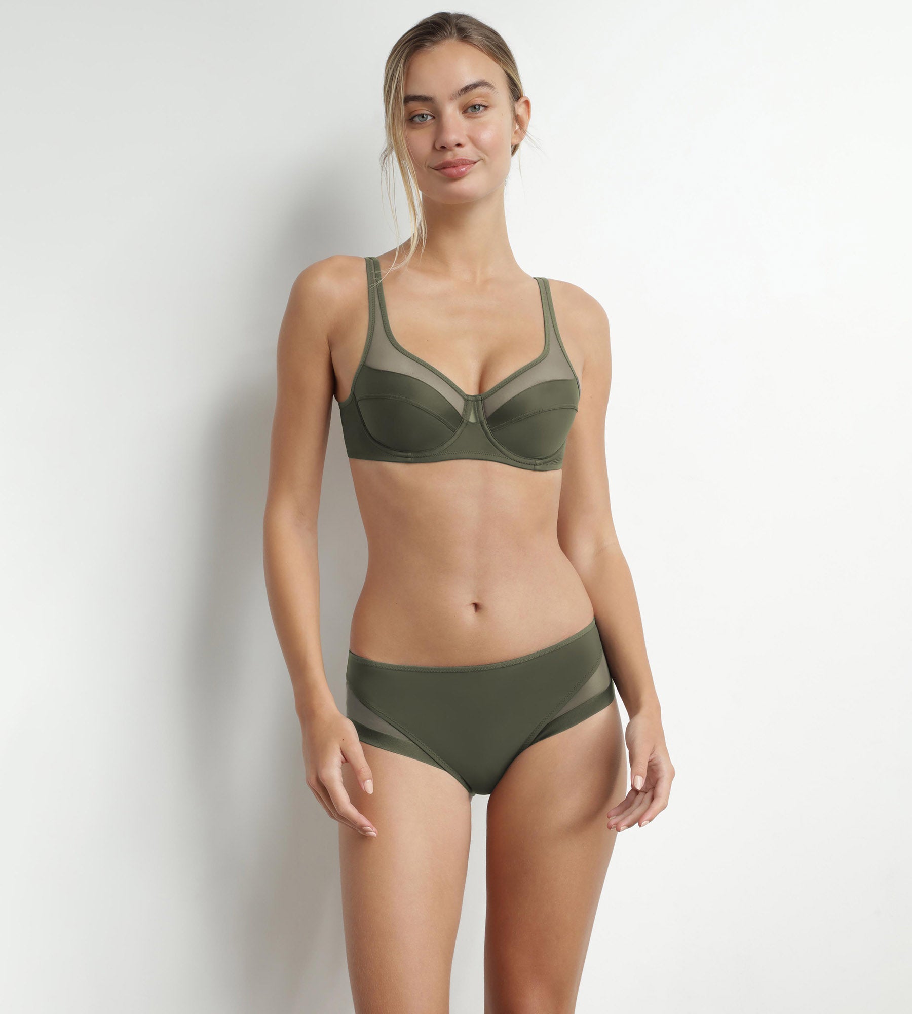 Vert Dim Generous Microfiber & Tulle Full Coverage Support Bra - Comfortable Everyday Wear for Work, Gym & Relaxation