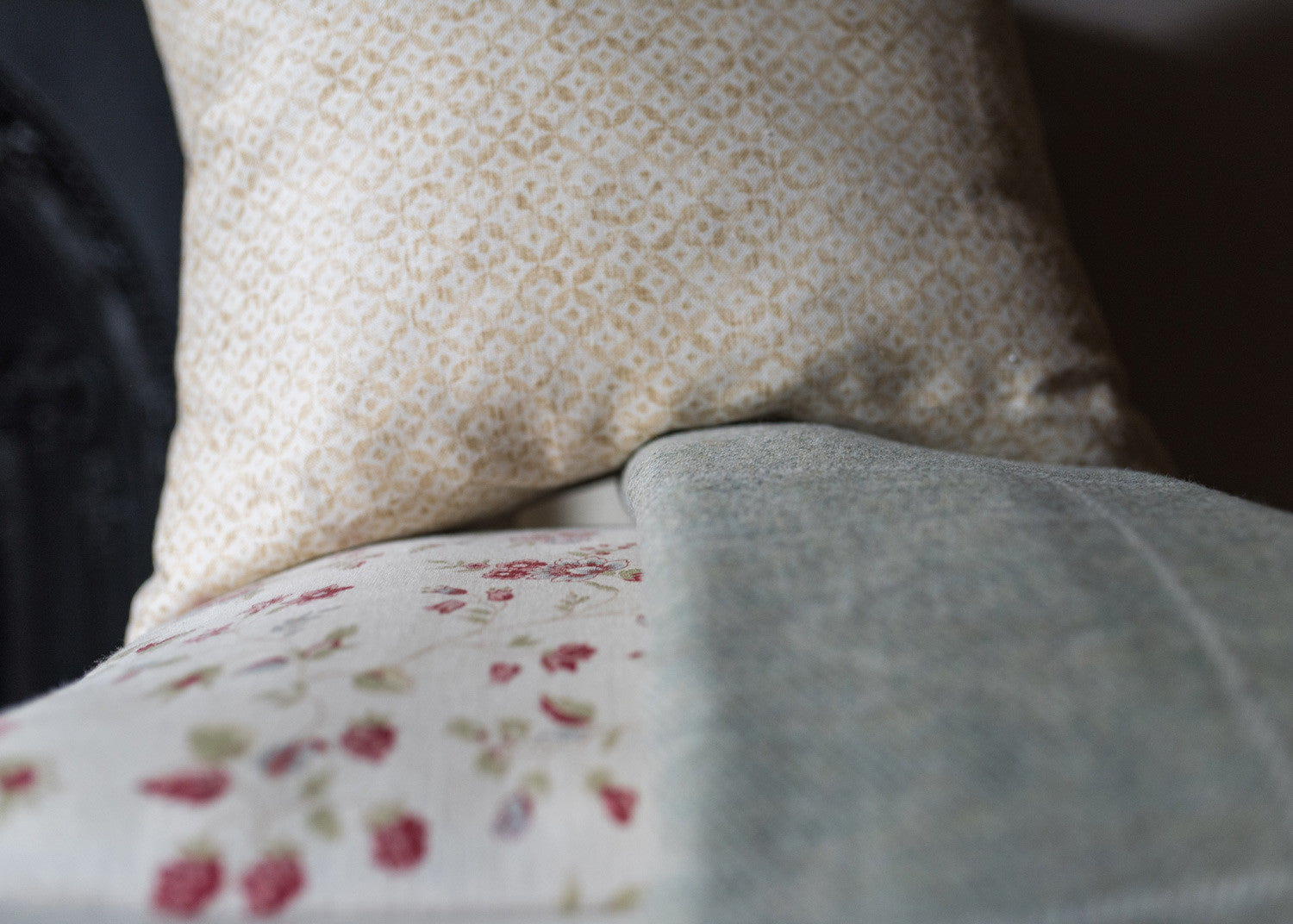 Premium Linen Fabric in Mustard Yellow - Soft & Durable for Home Decor, DIY Crafts, and Fashion Projects