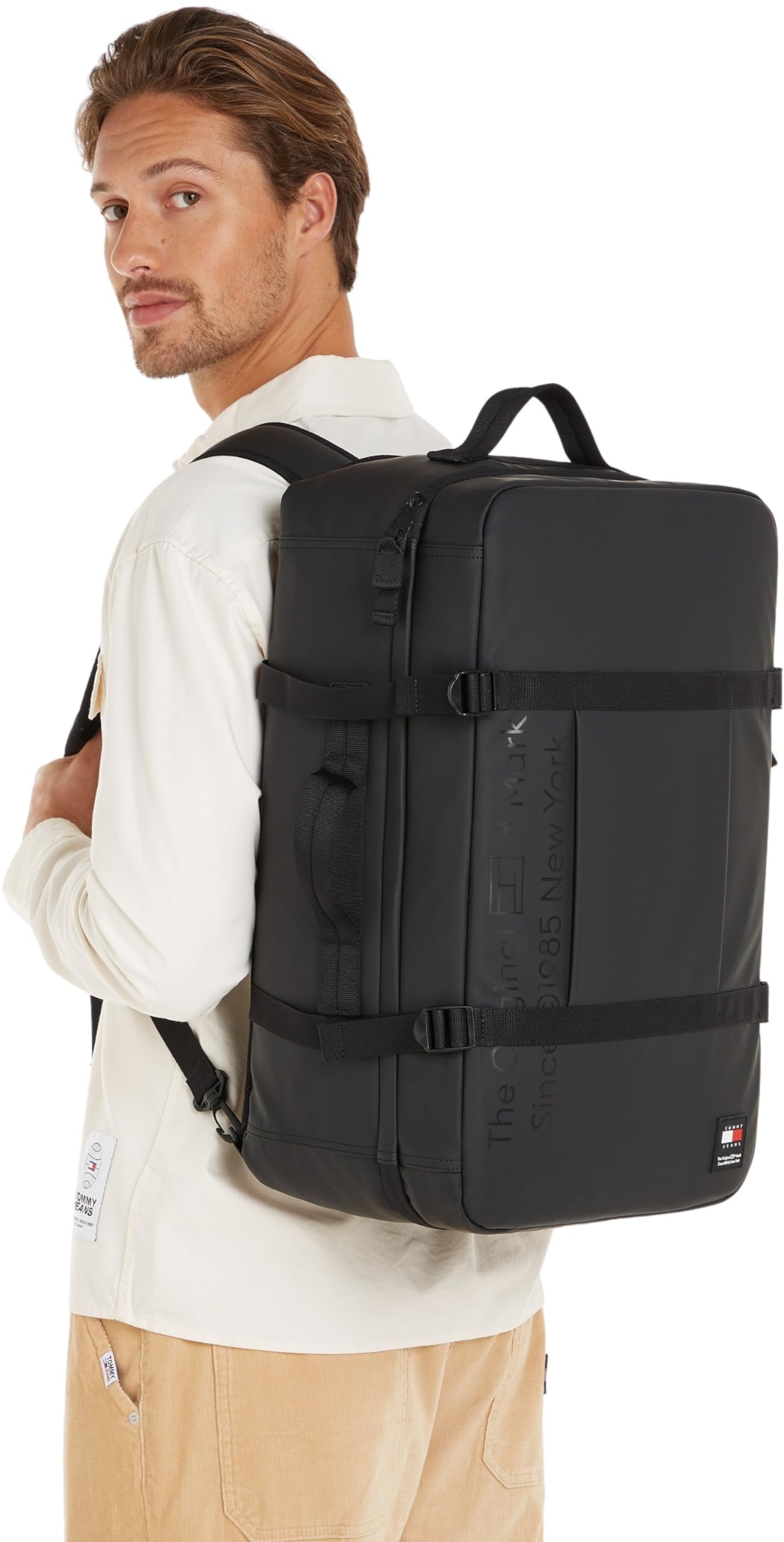 Tommy Jeans Men's Daily Backpack - Lightweight Travel Backpack for Work, Gym & College - Black Carry-On Cabin Luggage - Perfect for Business Trips & Weekend Getaways