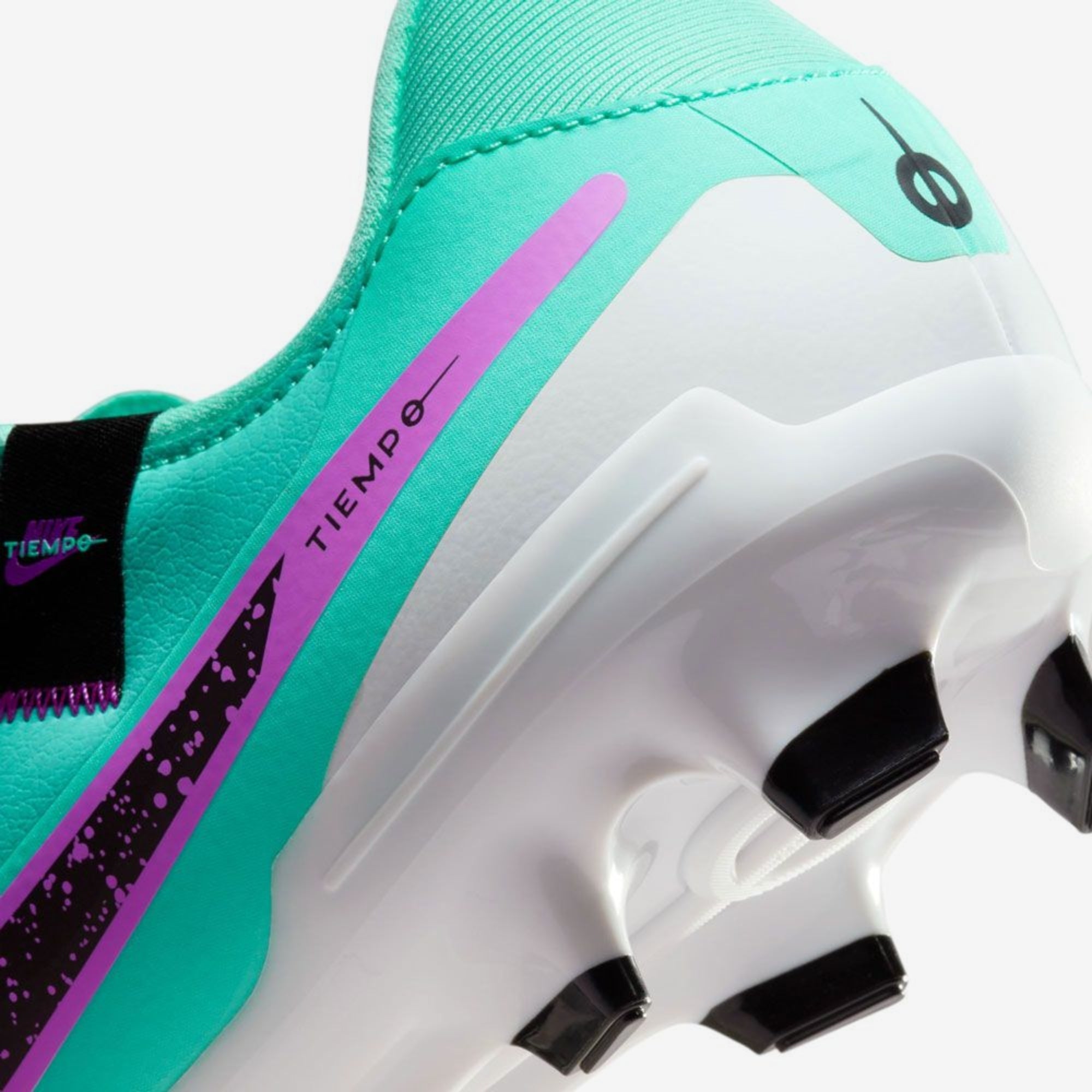 Nike Tiempo Legend 10 Academy Soccer Cleats - Men's Firm Ground Football Shoes for Training & Matches | Lightweight Comfort & Enhanced Control | Perfect for Field Play & Practice Sessions
