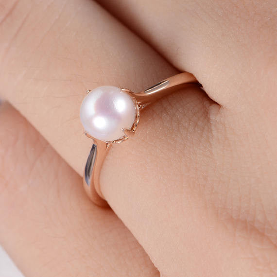 Elegant Rose Gold Tapered Solitaire Pearl Engagement Ring - June Birthstone Vine Heart Set for Weddings & Anniversaries