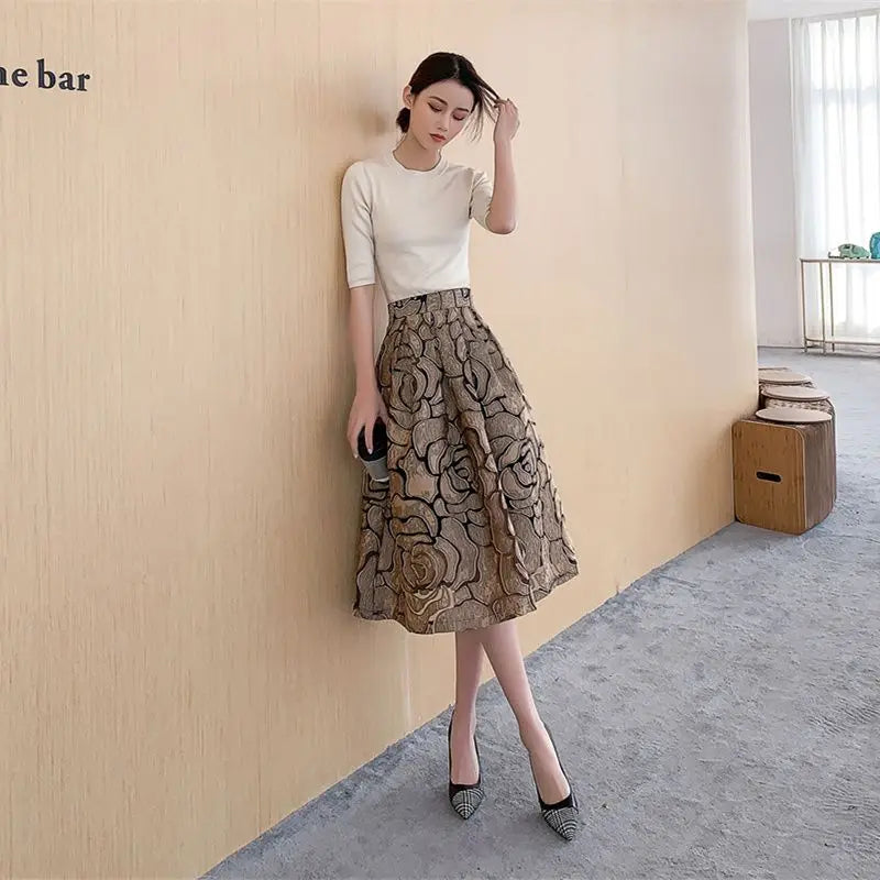 Vintage High Waist Skirt for Women - Loose Gauze Folded Office Skirt with Zipper Design | Summer Fashion & Casual Work Wear