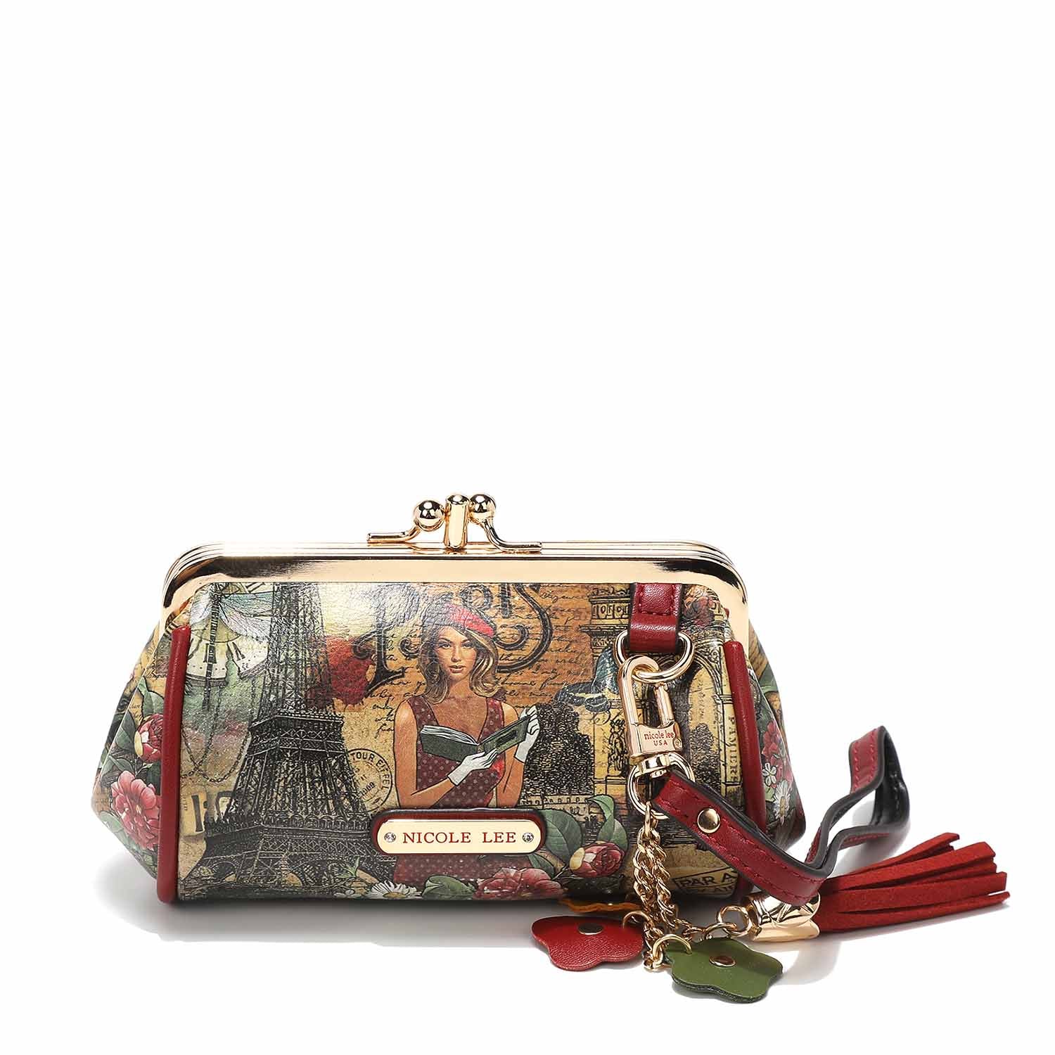 TRAVEL IN FASHION
