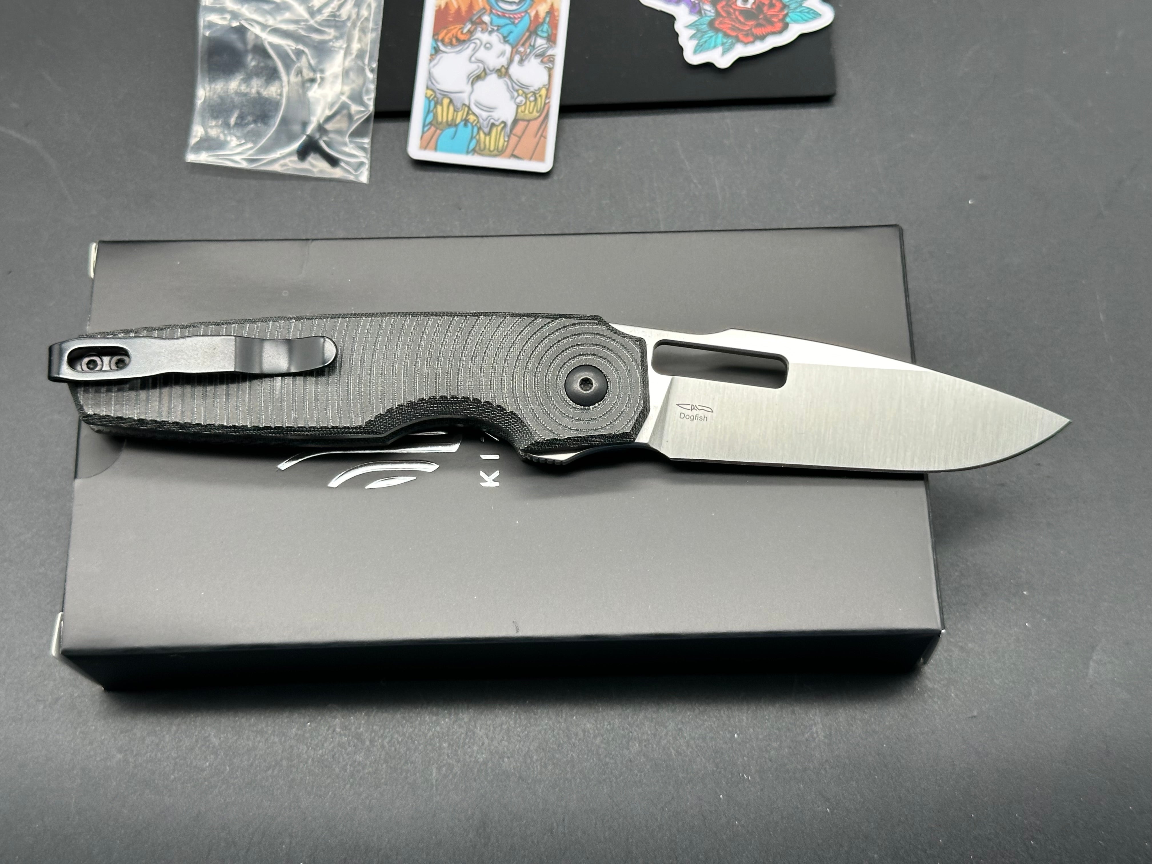 KIZER DOGFISH Button Lock Folding Knife - Black Micarta Handle, Nitro-V Steel Blade, Drop Point Plain Edge - EDC, Outdoor, Camping & Survival Knife