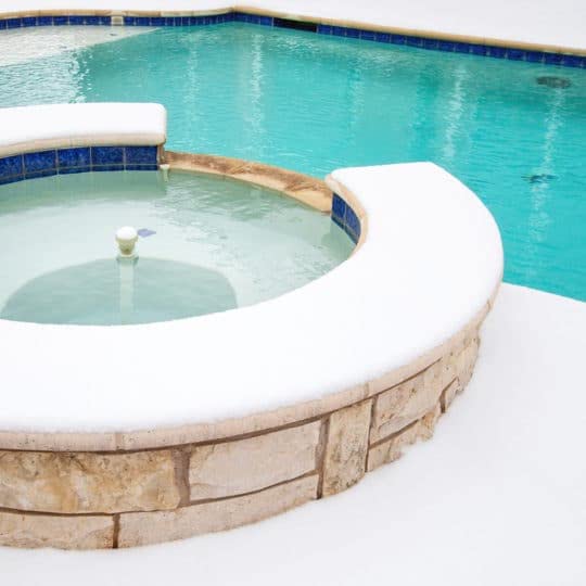 Premium Minerals DE Swimming Pool Filter Media - 100 lbs, White for Crystal Clear Water | Ideal for In-Ground & Above-Ground Pools, Spas, and Water Filtration Systems