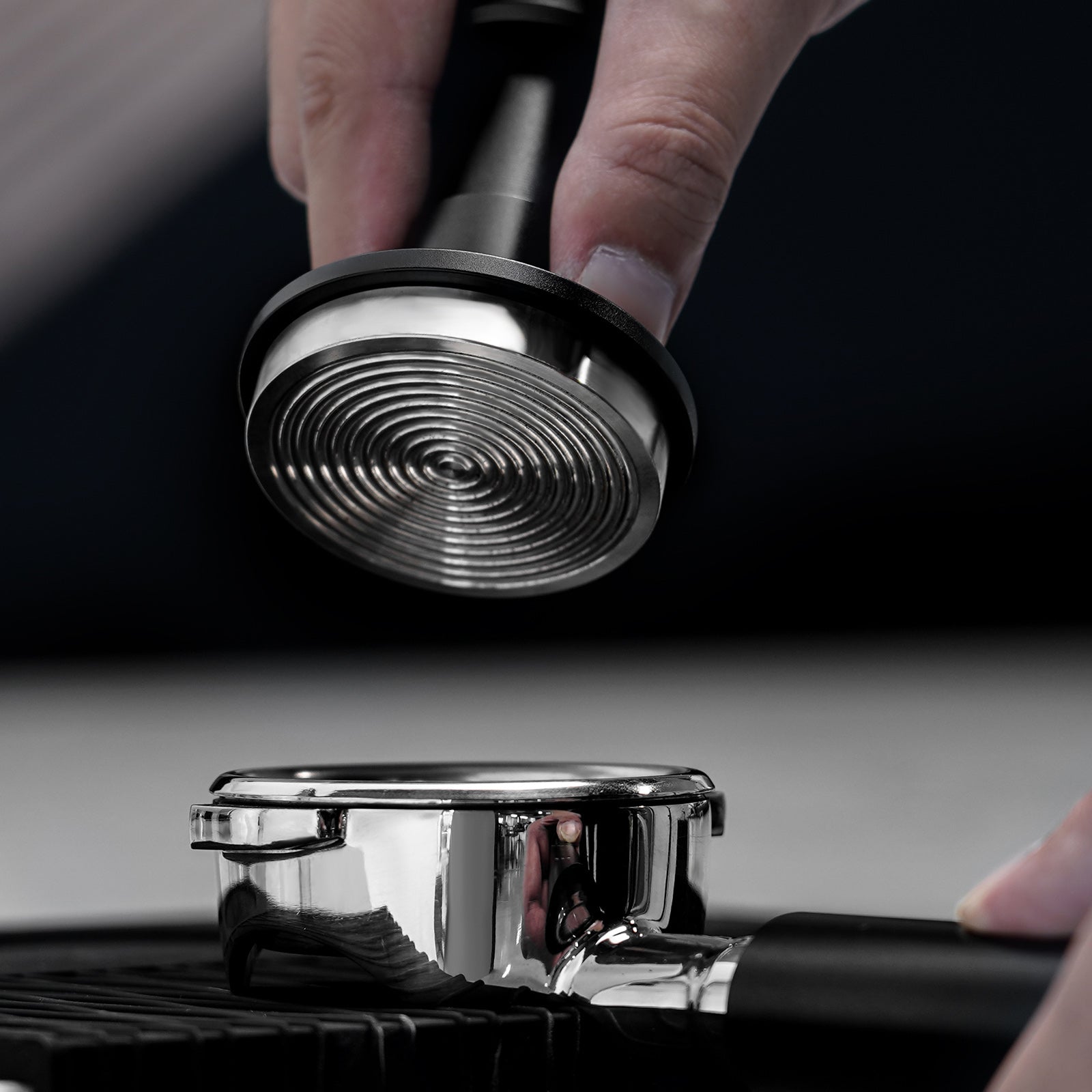 Professional Click Sound Espresso Tamper - 58mm Calibrated Coffee Press for Perfect Extraction | Barista-Grade Coffee Accessories for Home & Cafe Use
