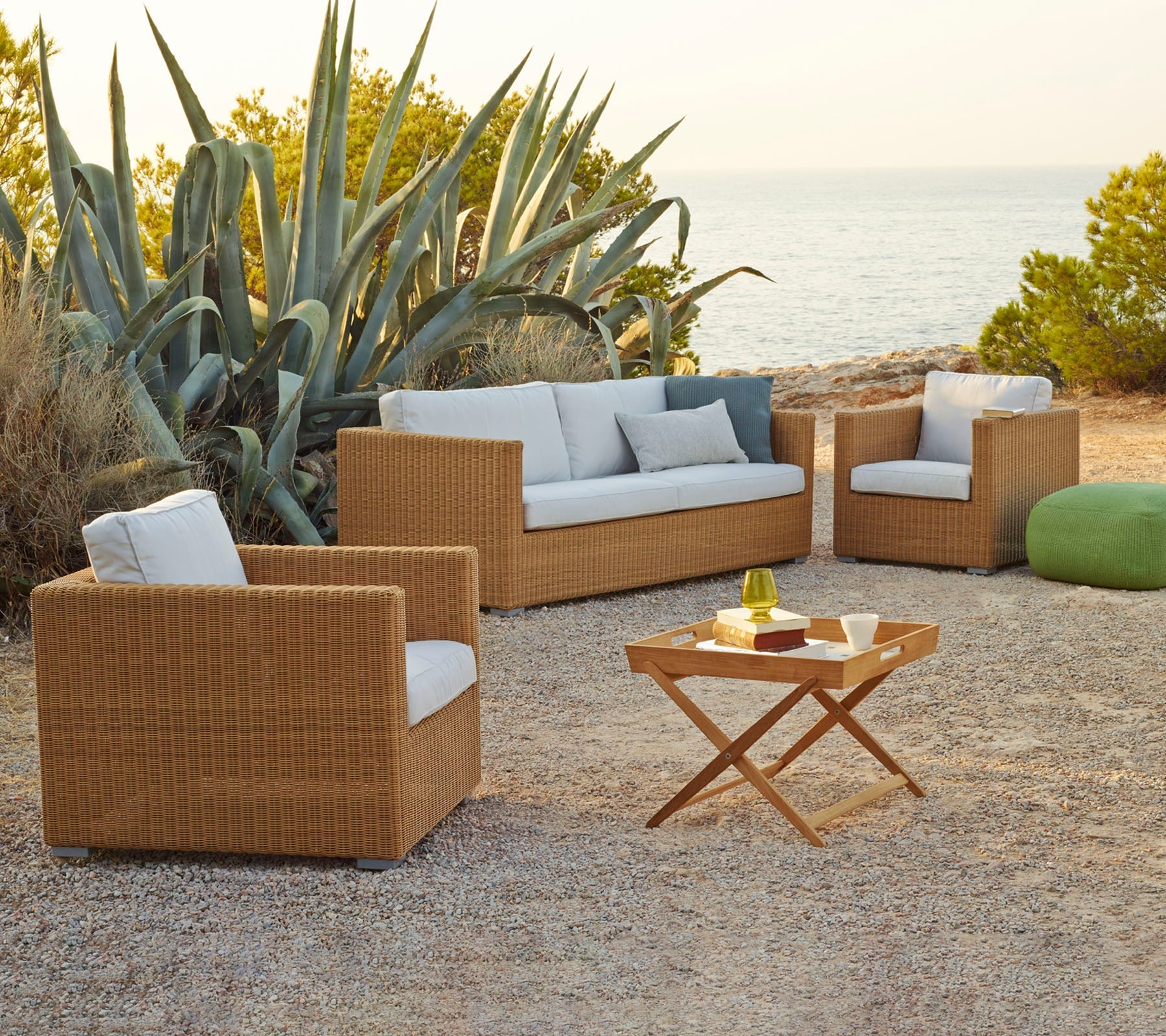 Chester 3-Seater Coastal Outdoor Sofa - Waterproof Wicker Patio Furniture Set for Poolside, Garden & Backyard Relaxation