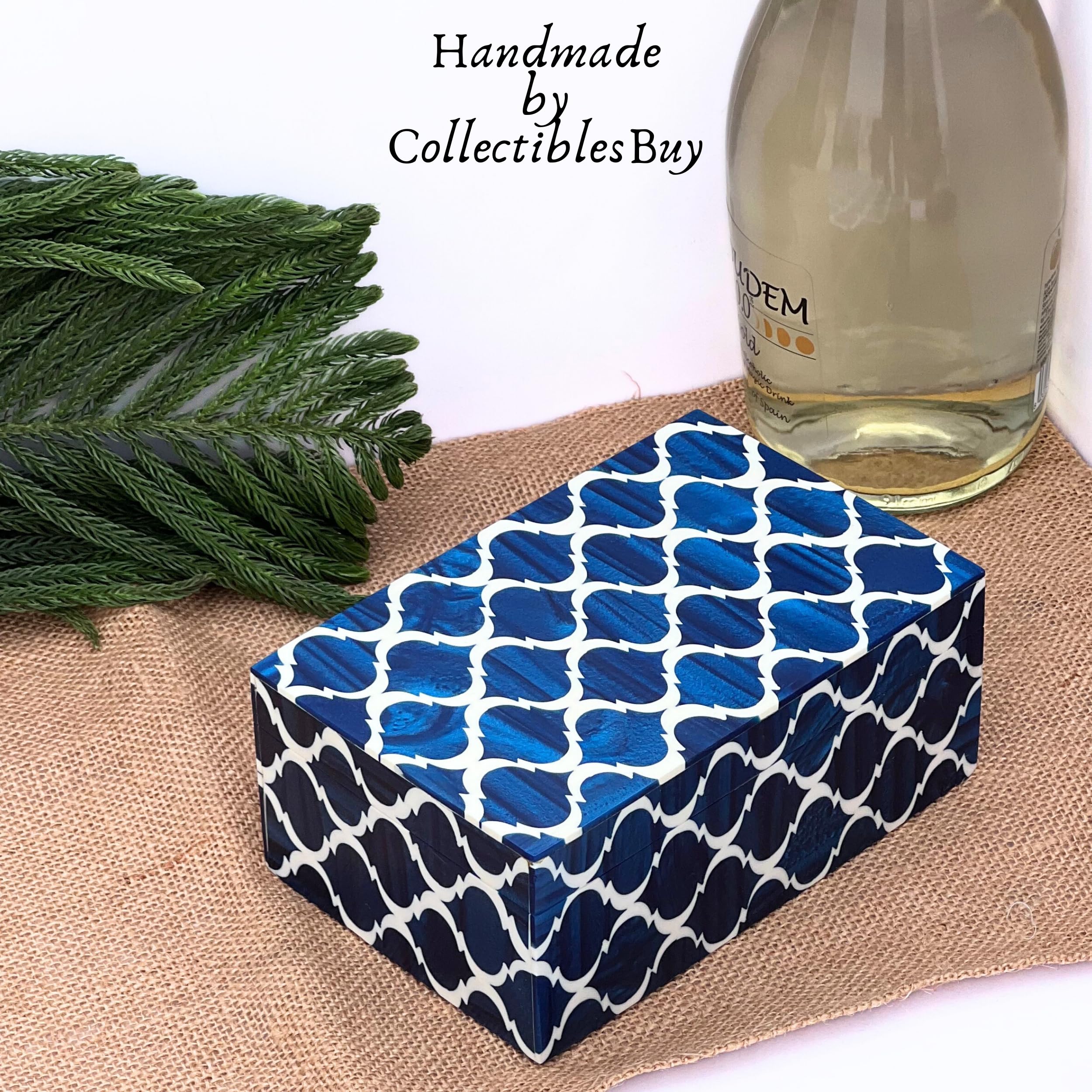 Handmade Natural Resin Inlay Jewelry Box - Antique Wooden Storage Box for Jewelry Organization, Home Decor & Gift Giving | Perfect for Displaying Rings, Necklaces & Keepsakes in Bedroom or Vanity