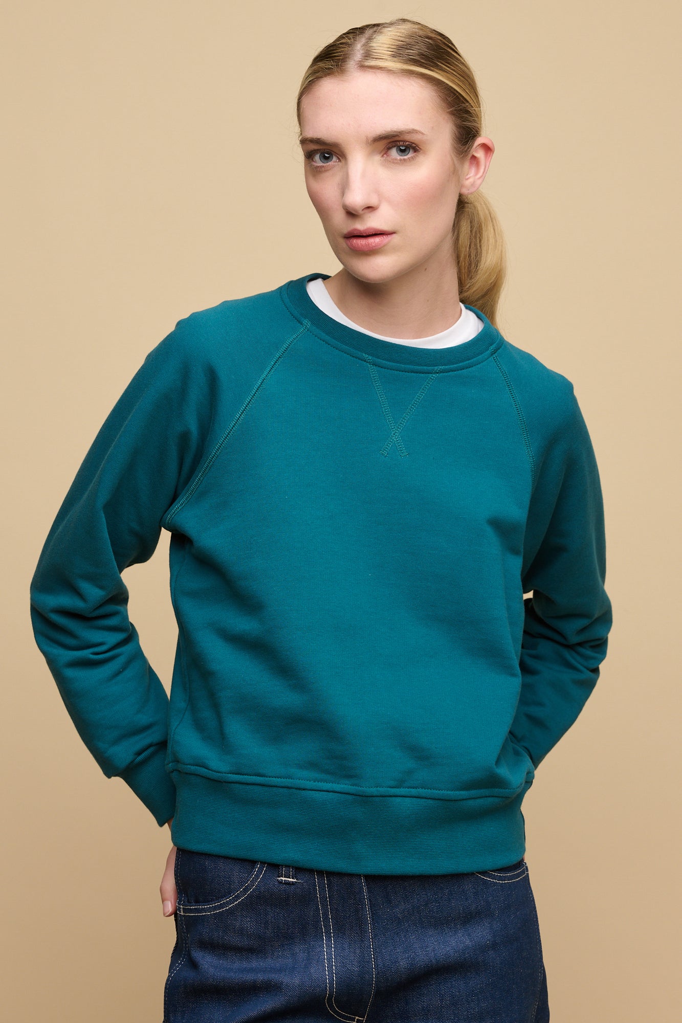 Women's Teal Raglan Sweatshirt - Soft Long Sleeve Pullover for Casual Wear, Lounge & Workout | Perfect for Everyday Comfort & Street Style Fashion