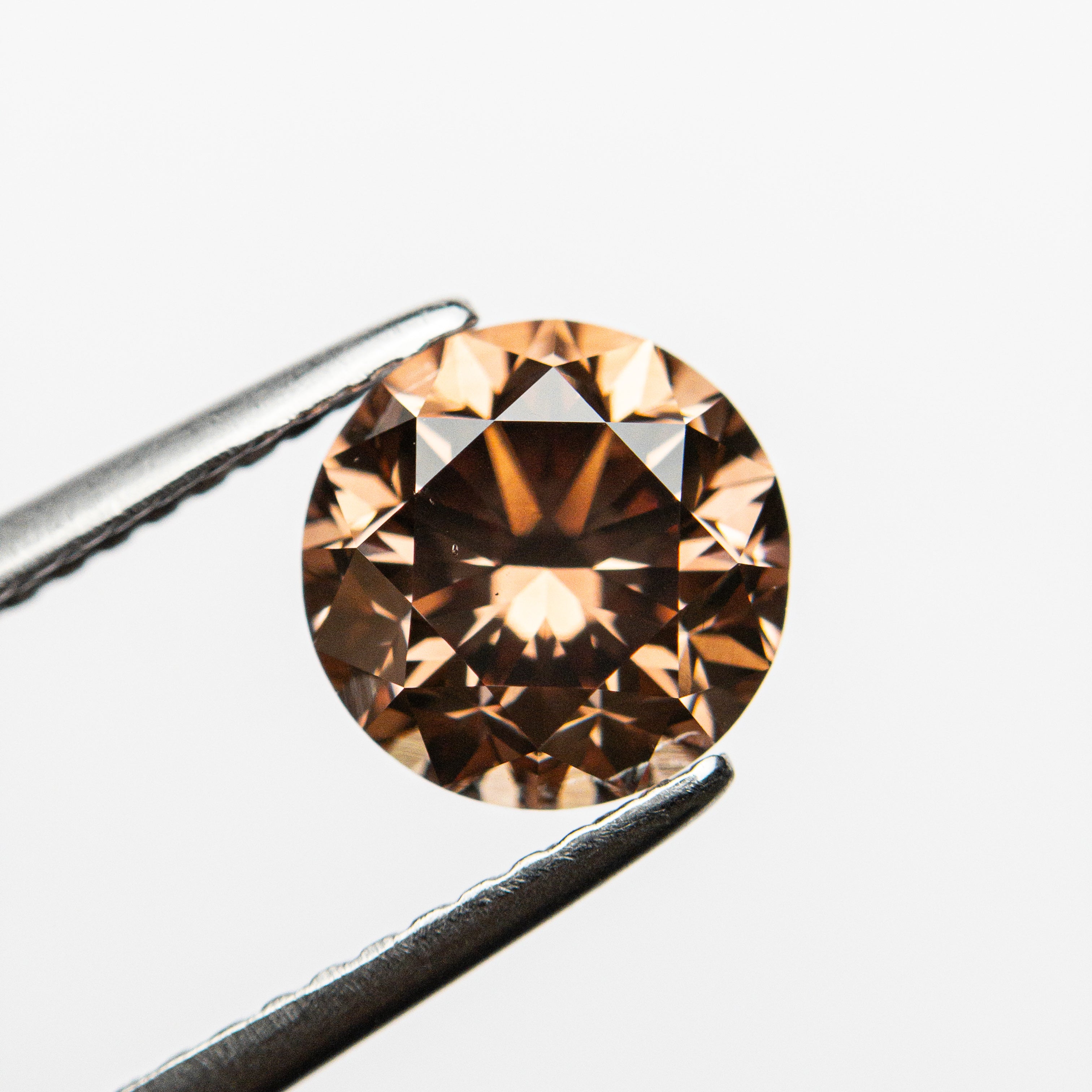 2.00ct GIA Certified VS2 Fancy Deep Pink Brown Round Brilliant Diamond - 7.51x7.42x5.32mm (24165 01) - Perfect for Engagement Rings & Luxury Jewelry