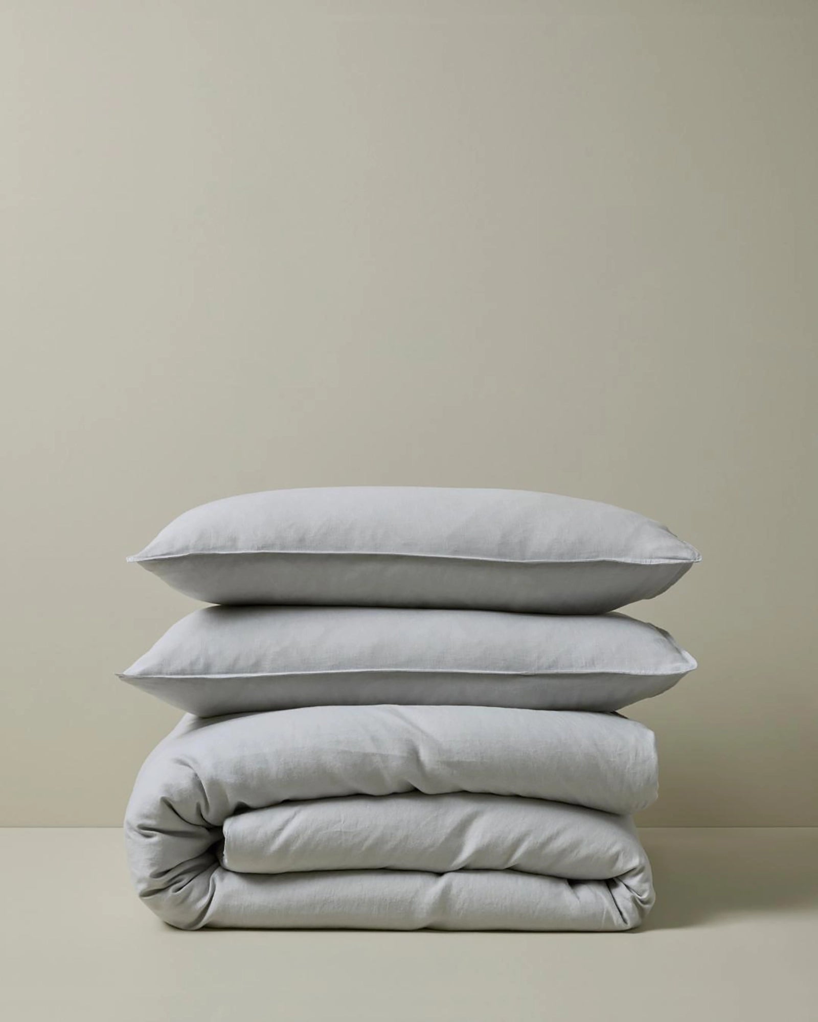 Ravello Silver Quilt Cover Set - Luxurious Bedding for Master Bedroom & Guest Room Decor