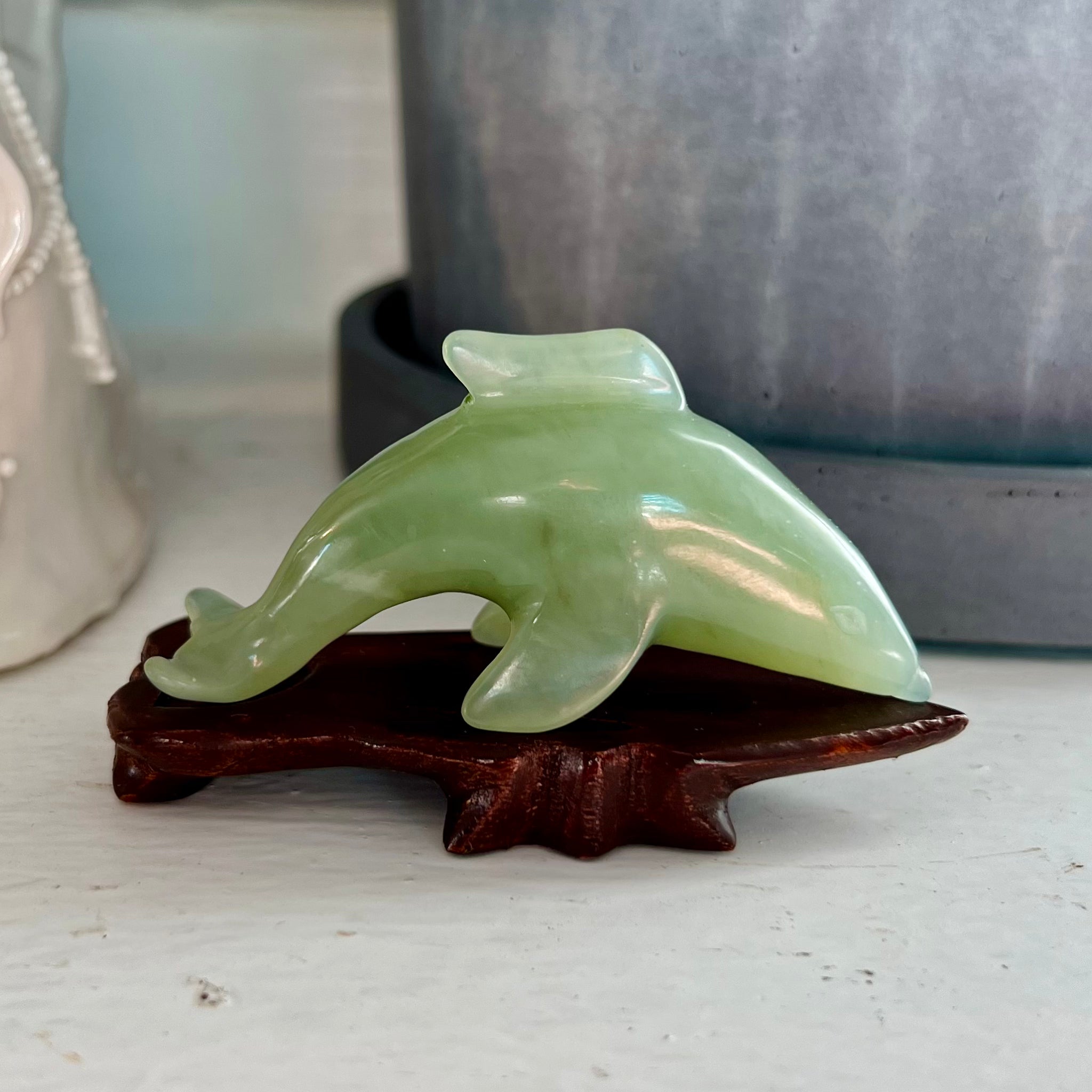 Serpentine Dolphin Necklace - Elegant Dolphin Pendant Jewelry for Women - Perfect Gift for Beach Lovers & Ocean Enthusiasts