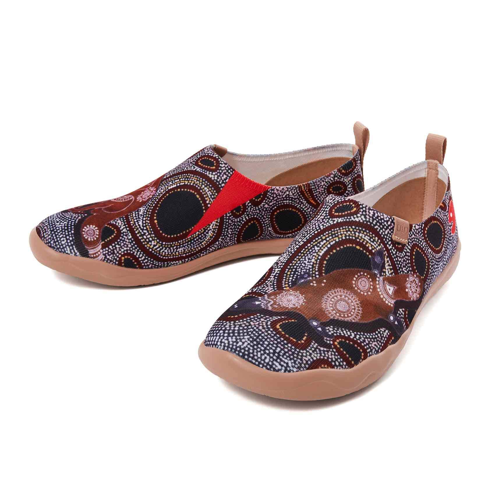 UIN Men's Slip-On Knit Loafers - Lightweight Comfortable Walking Shoes for Travel & Casual Wear - Breathable Air Painted Flats - Perfect for Barcelona Sightseeing & Everyday Use