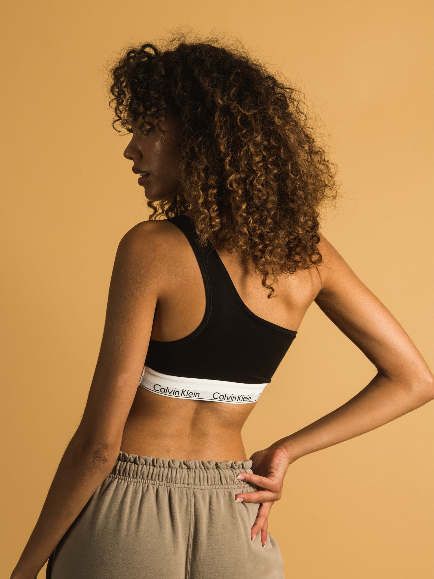 Calvin Klein Asymmetrical Bralette - Women's Lace Underwire Bra, Comfortable & Sexy Design - Perfect for Everyday Wear, Date Night & Layering Under Tops