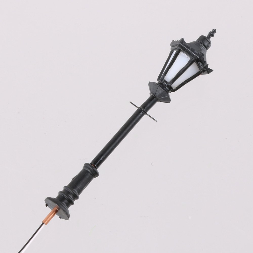 10PCS 1:100 Scale LED Courtyard Lamps for Model Railway & Train Sets - Miniature Street Lights for Diorama, Village Scenery & Landscape Design
