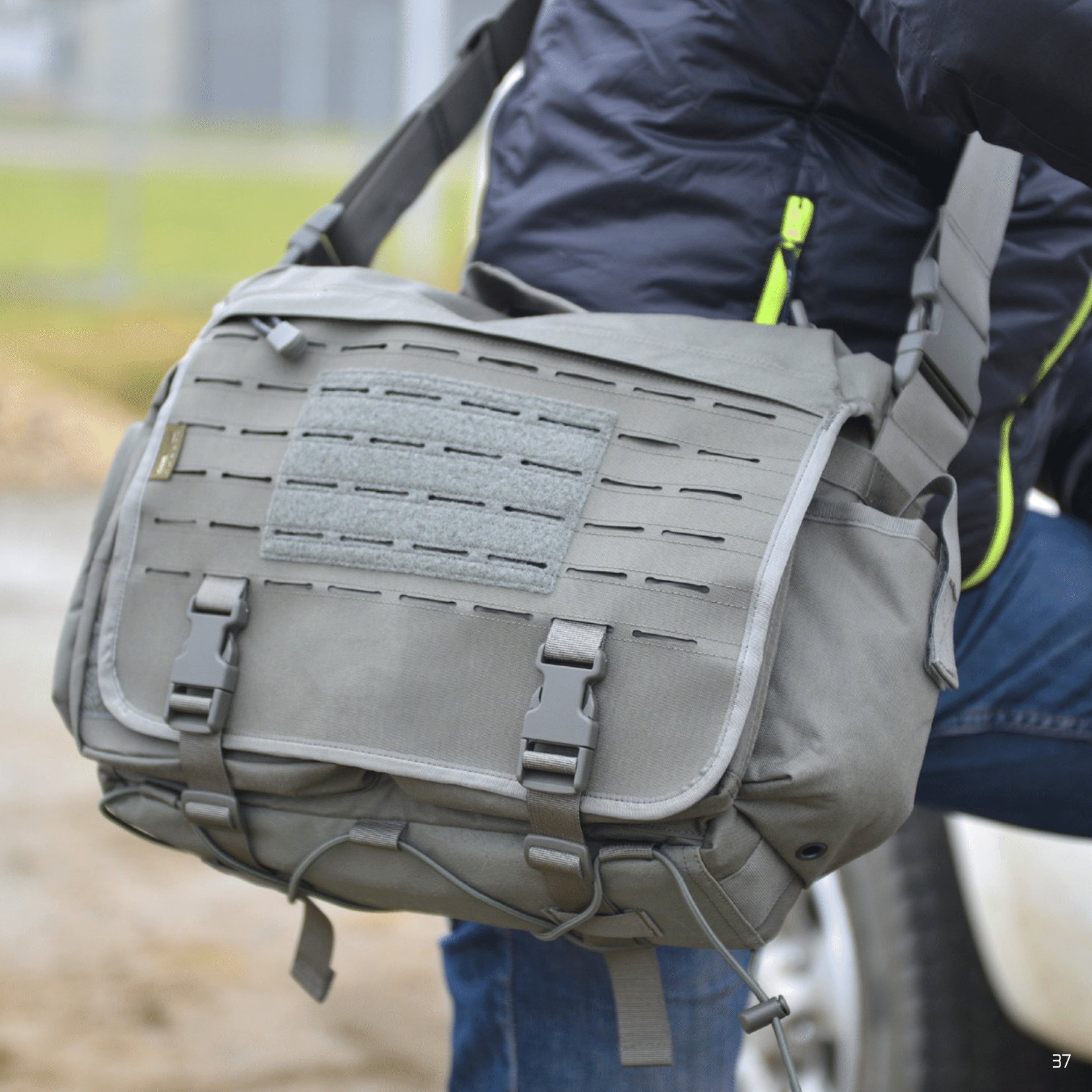 10L Tactical Messenger Bag - Durable Laptop & Tablet Carrier for Work, Travel & Outdoor Adventures