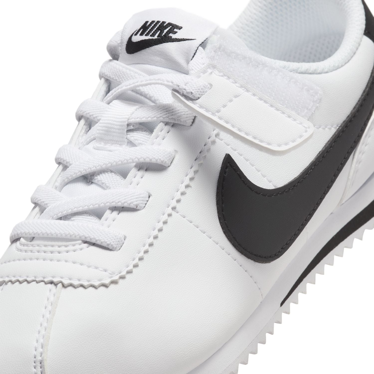 Nike Cortez EasyOn Sneakers in White & Black - Classic Comfort for Running, Walking & Casual Wear