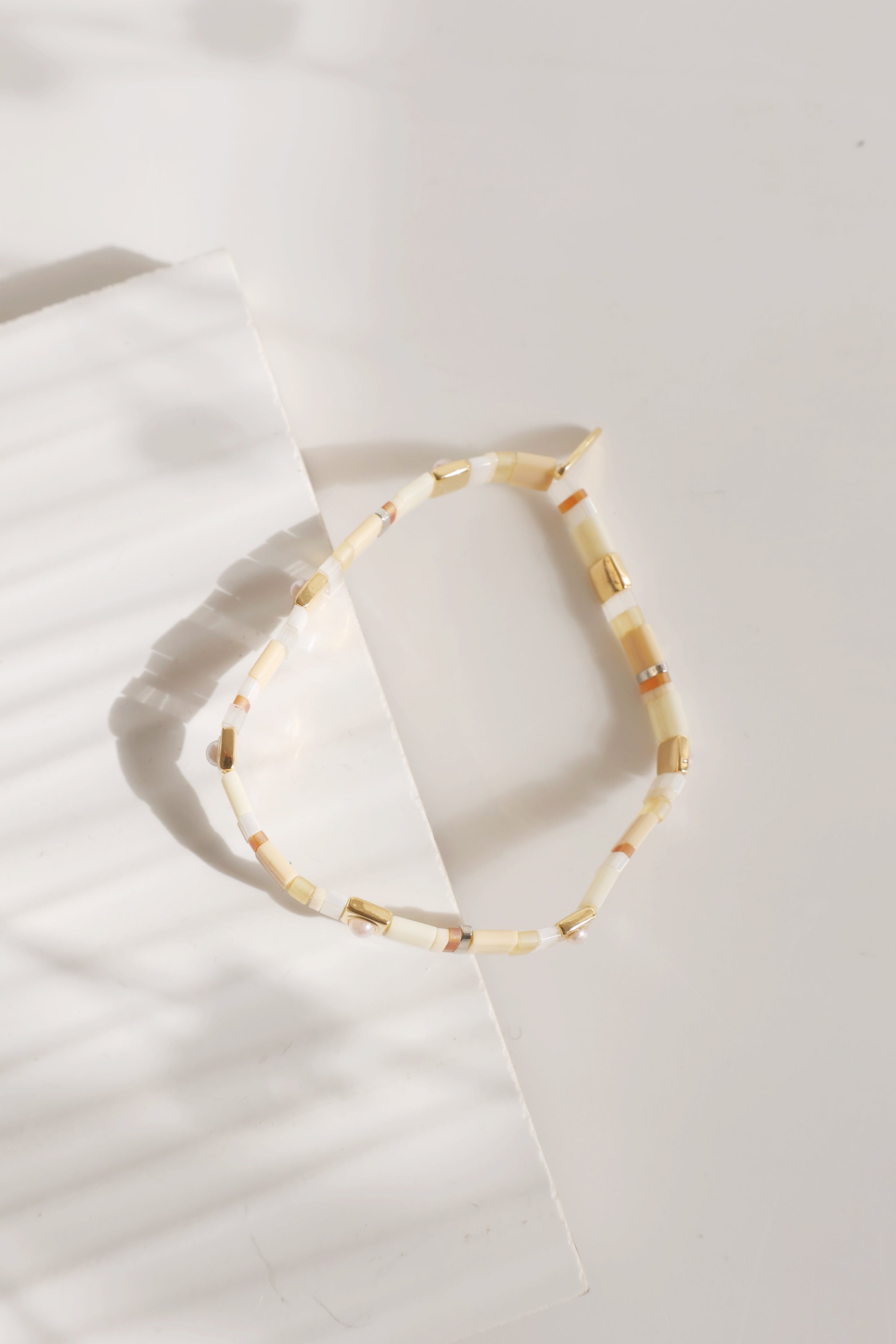 Elegant Beaded Chicklet Bracelet with Genuine Pearls - Perfect for Women's Fashion, Parties & Special Occasions