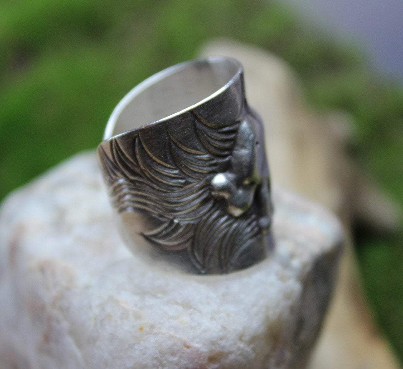 Happy Elephant Ring - Sterling Silver Elephant Jewelry for Women, Dainty Elephant Ring for Everyday Wear, Perfect Gift for Elephant Lovers - Ideal for Casual Outfits, Office Wear & Special Occasions