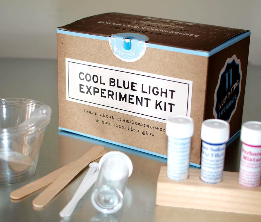 Cool Blue Light Experiment Chemistry Kit for Kids - Fun STEM Educational Science Toys for Home & Classroom Learning Activities