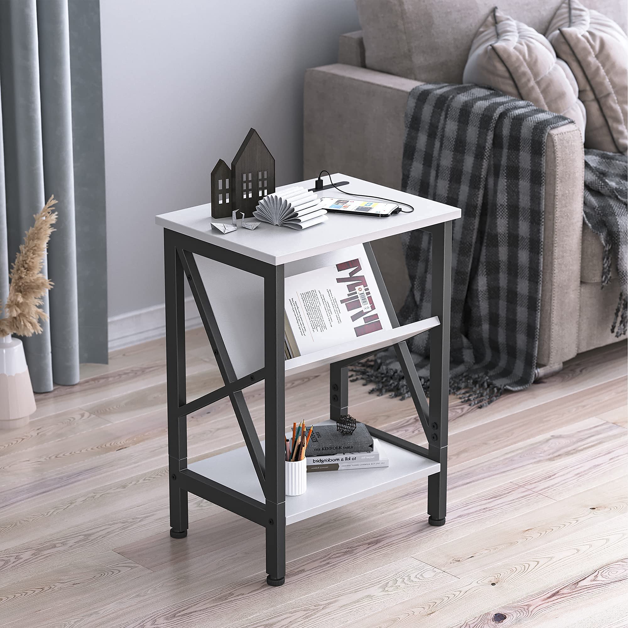 CubiCubi White Oxford End Table with Bookshelf & Dual USB Charging Ports - Modern Nightstand for Bedroom, Living Room Side Table with Metal Frame & Wooden Shelves - Perfect for Small Spaces, Reading Nooks & Home Decor