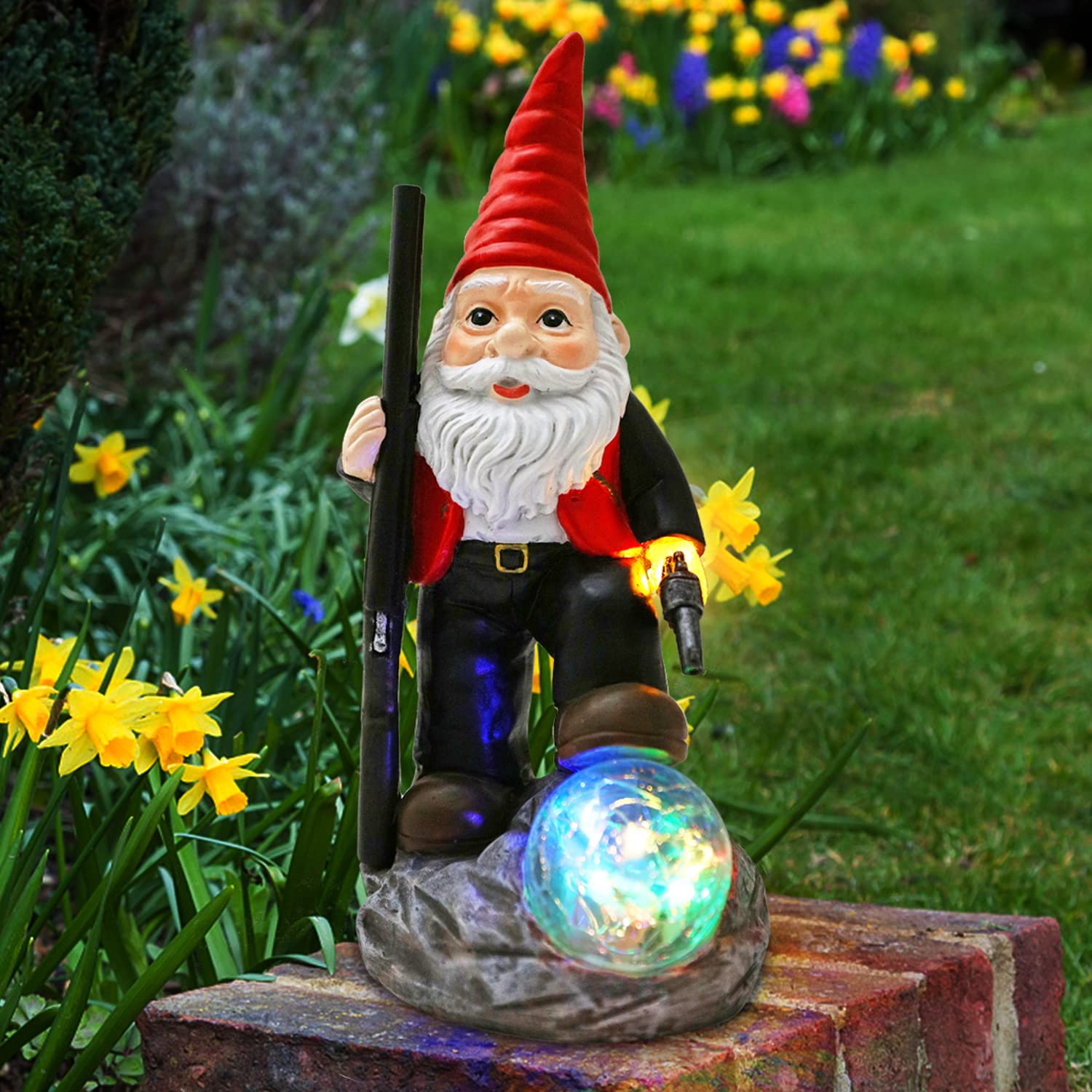 Solar-Powered Military Army Soldier Garden Gnome Statue with LED Lights - Outdoor Patio, Lawn & Porch Decor - Unique Valentine's Day Gift for Men - Perfect for Garden, Yard & Home Defense Theme Decoration